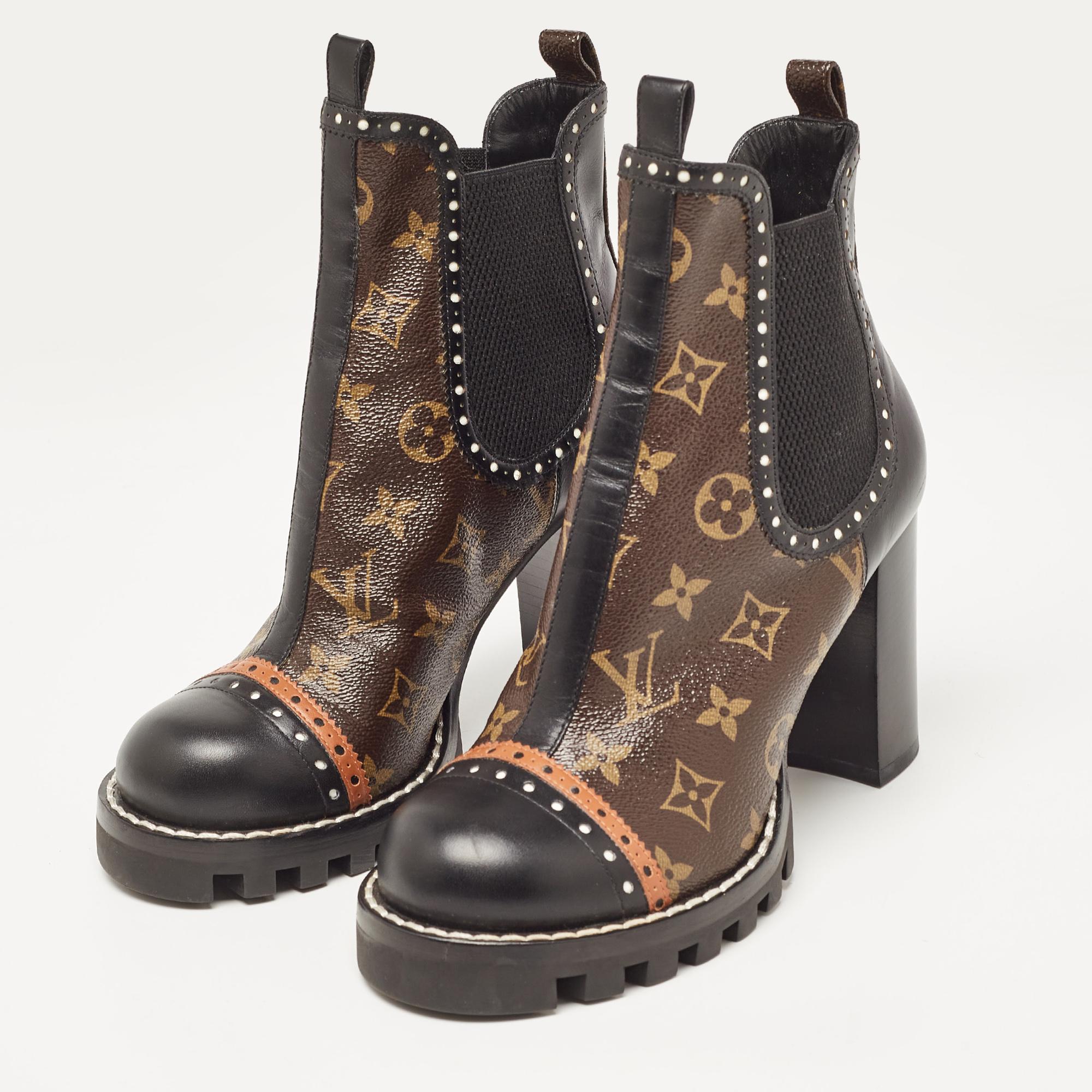 Louis Vuitton Black/Brown Leather and Monogram Canvas Ankle Boots Size 38.5 In Excellent Condition In Dubai, Al Qouz 2