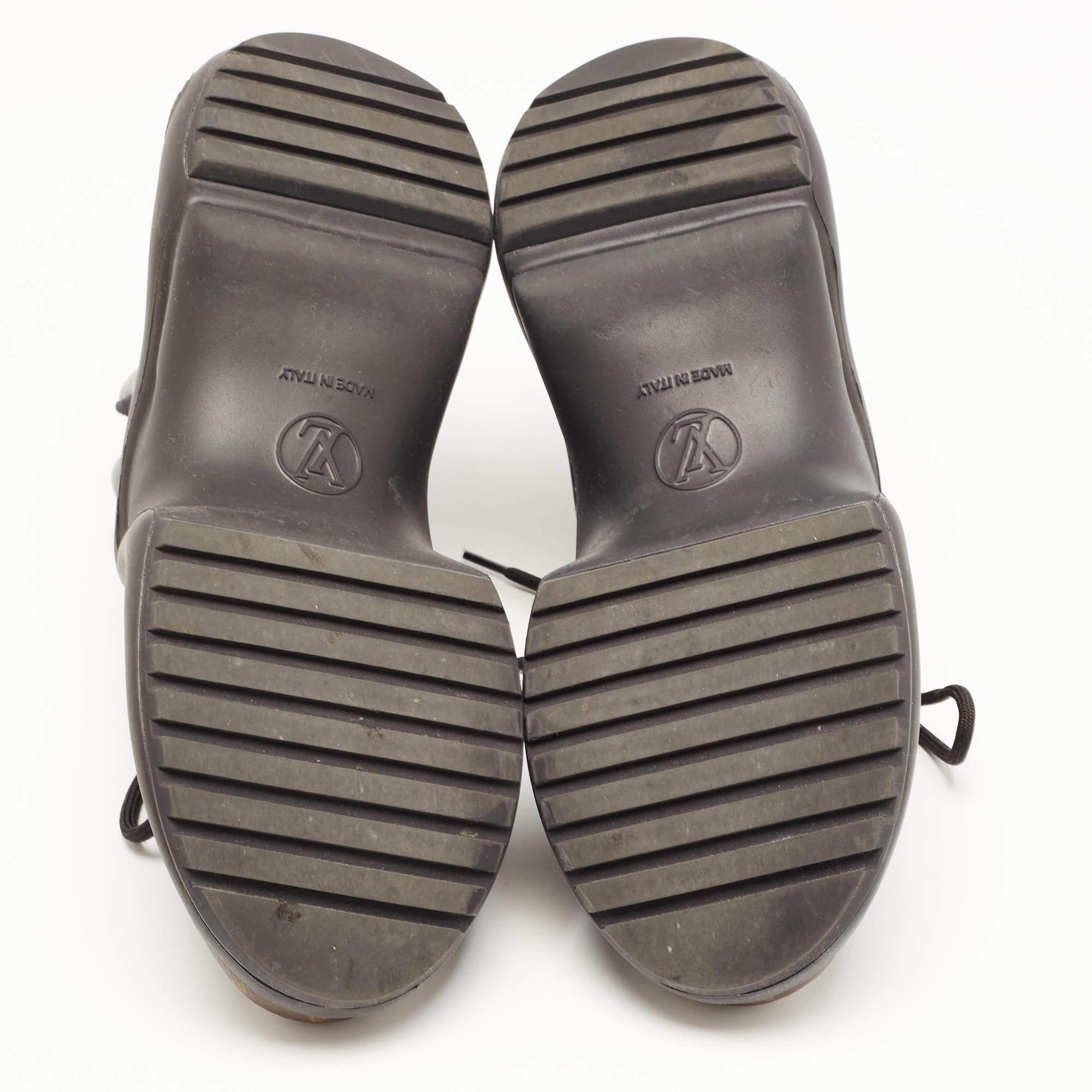 Men's Louis Vuitton Black/Brown Mesh and Monogram Canvas Archlight Sneakers Size 38 For Sale