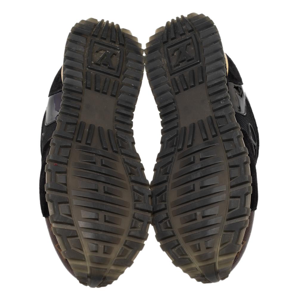 Louis Vuitton Black/Brown Monogram Canvas Run Away Low Top Sneakers Size 40 In Good Condition In Dubai, Al Qouz 2