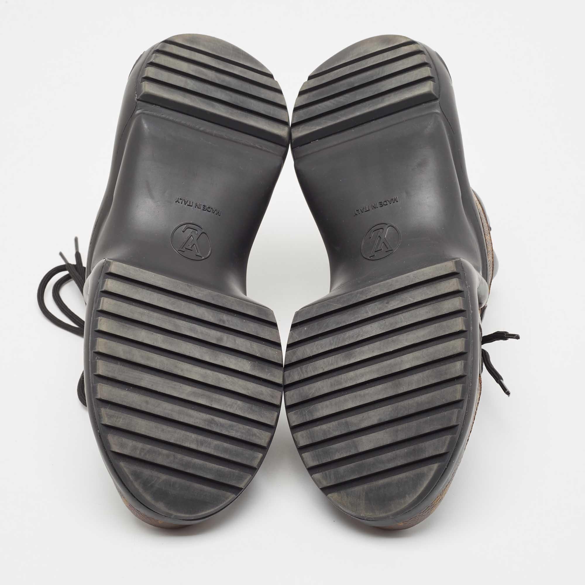 Louis Vuitton Black/Brown Nylon, Leather Archlight Sneakers Size 40 For Sale 3