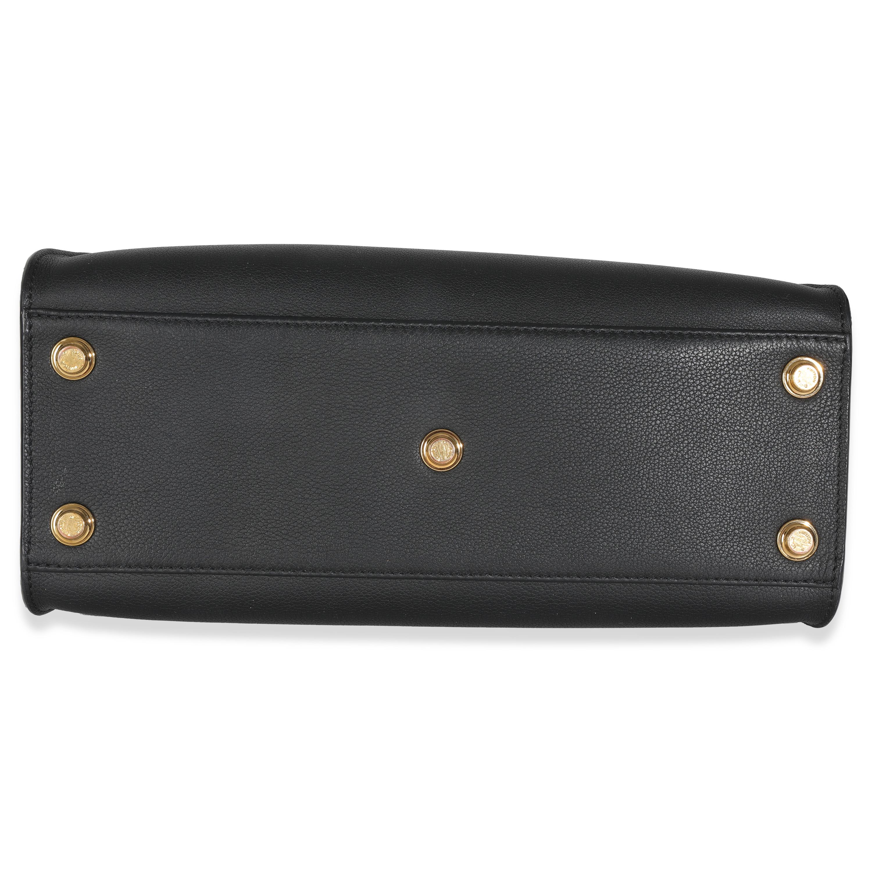 Donna Louis Vuitton pelle di vitello nera Monogram Tufting On My Side MM in vendita