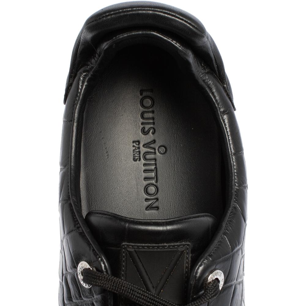 Louis Vuitton Black Croc Embossed Leather Front Row Low Top Sneakers Size 44 In Good Condition In Dubai, Al Qouz 2