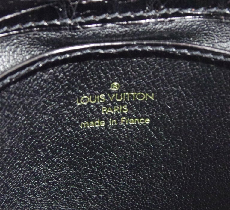 Crocodile handbag Louis Vuitton Black in Crocodile - 37646985