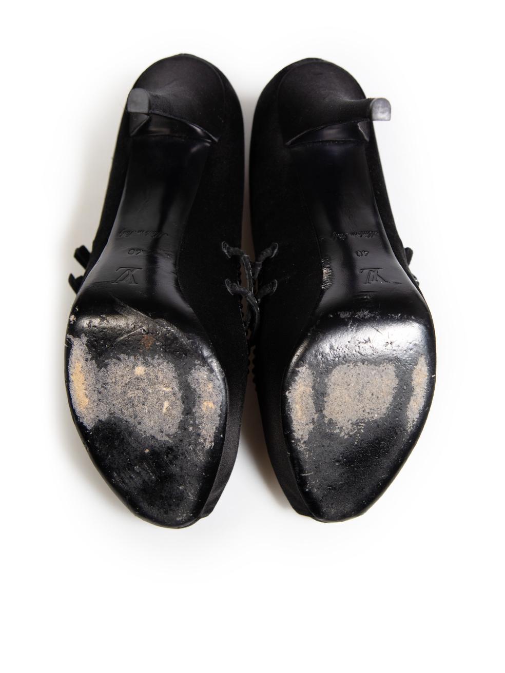 Zapatos de tacón Louis Vuitton negros con adornos de cristal talla IT 40 en Bueno estado para la venta en London, GB
