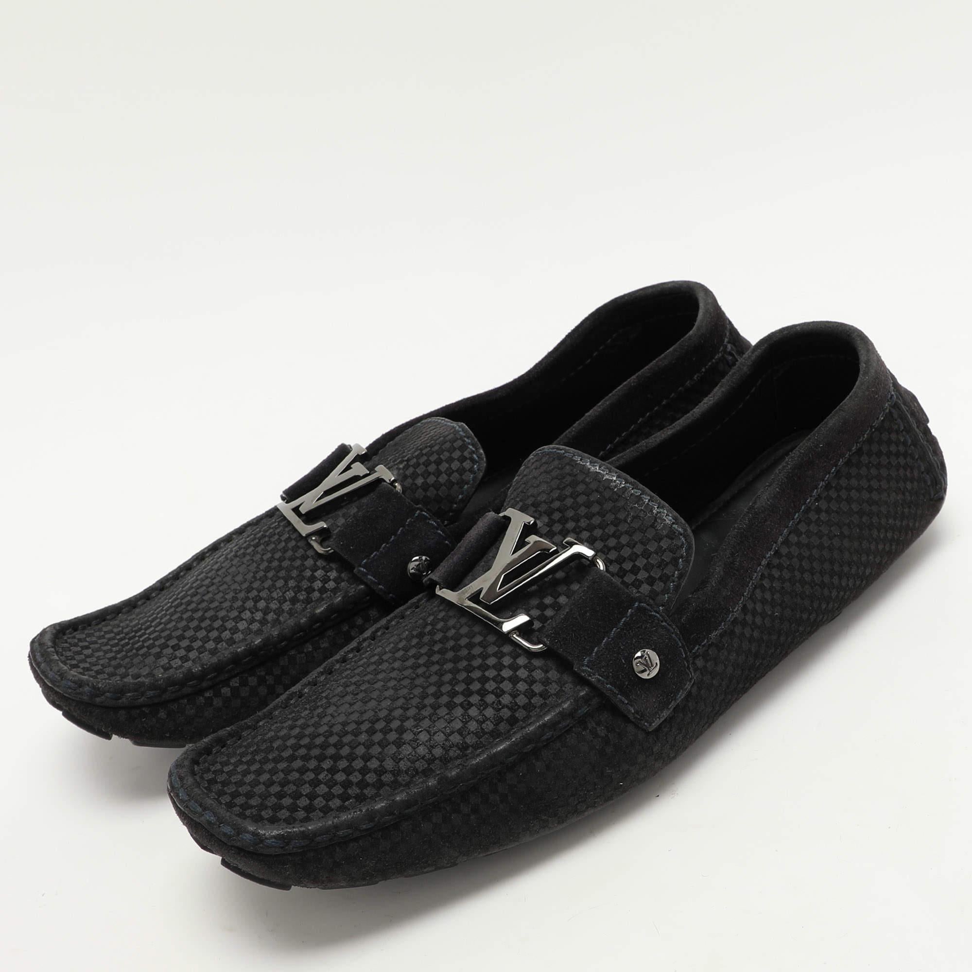 To perfectly complement your attires  we bring you this pair of loafers that speak nothing but style. The shoes have been crafted with skill and are designed to be easy to slip on. They are just the right choice to complement your fashionable side.