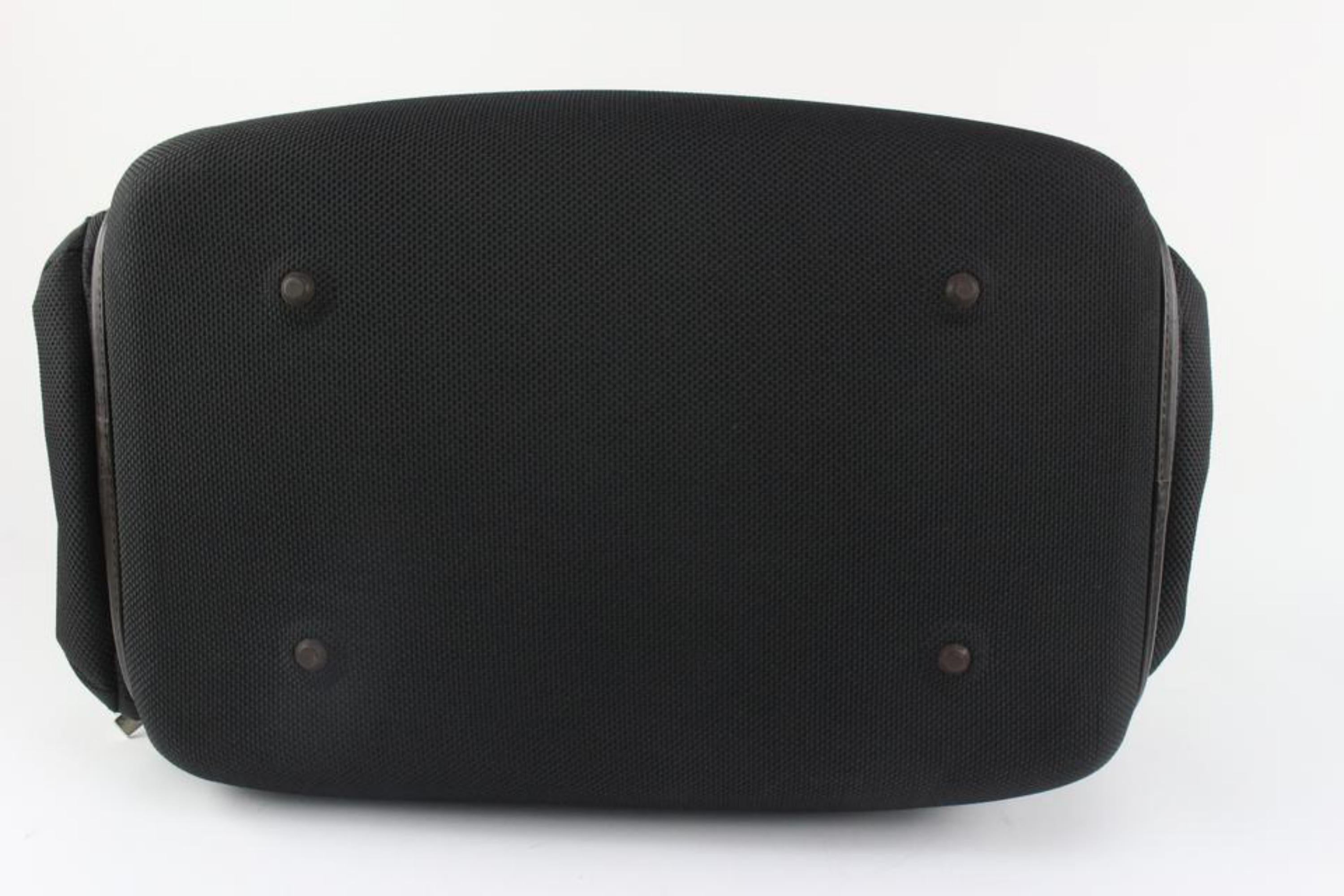 Louis Vuitton Black Damier Geant Aventurier Polaire Travel Bag 122lv14 For Sale 1