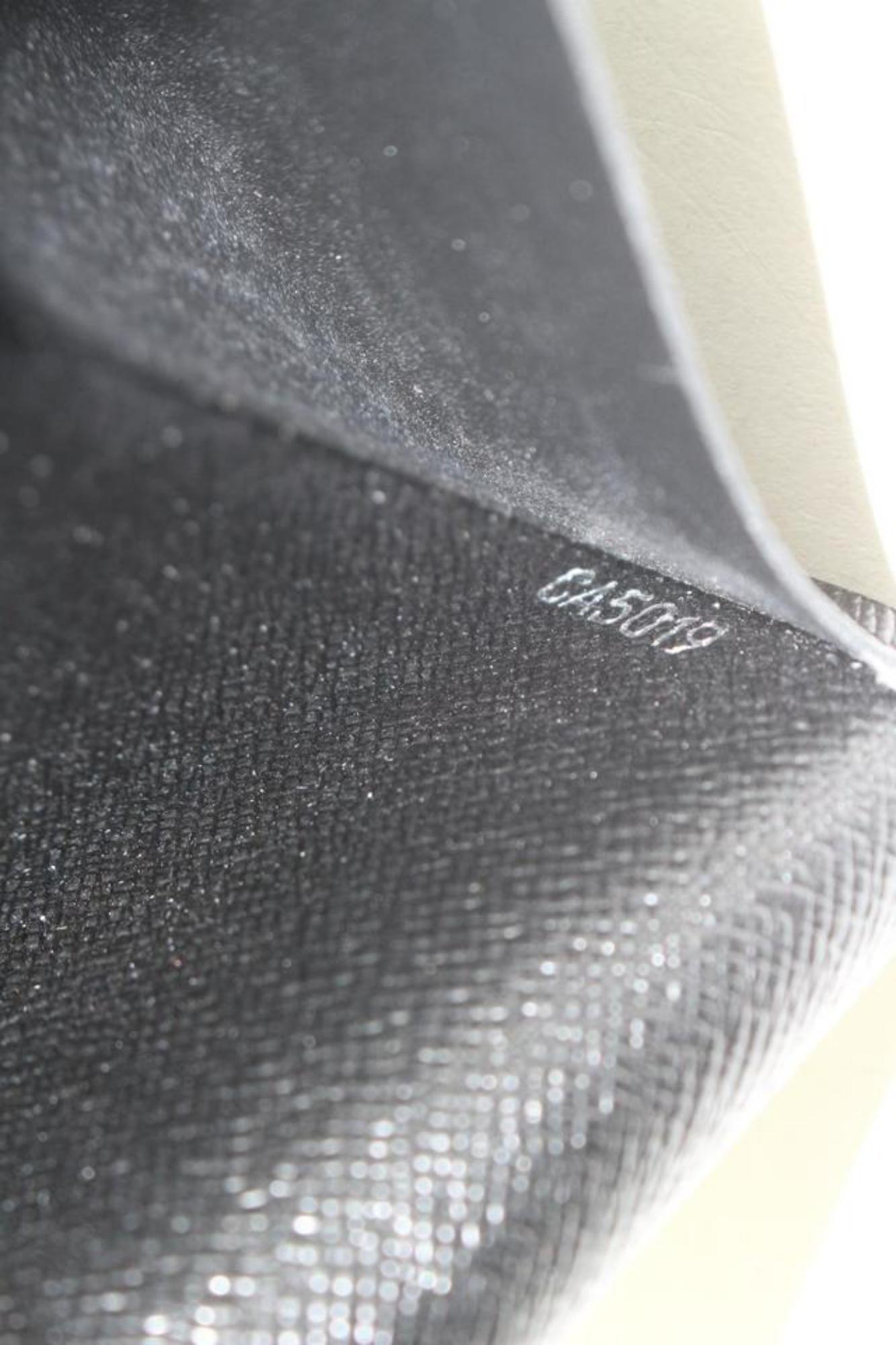 Louis Vuitton Black Damier Graphite Agenda MM Desk Folder 1115lv22
Date Code/Serial Number: CA5019
Made In: Spain
Measurements: Length:  7