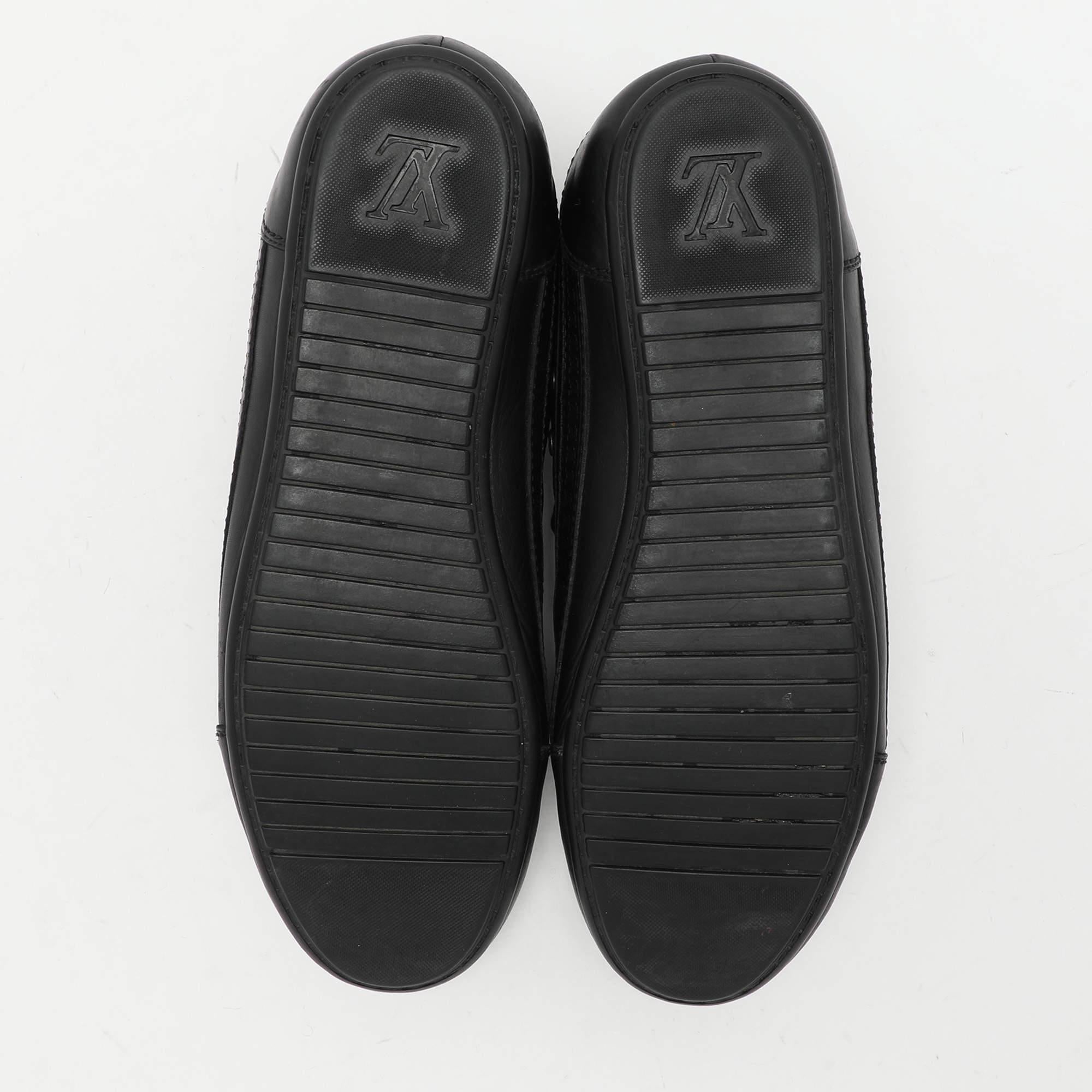 Louis Vuitton Black Damier Graphite Canvas and Leather Low Top Sneakers Size 43 For Sale 2