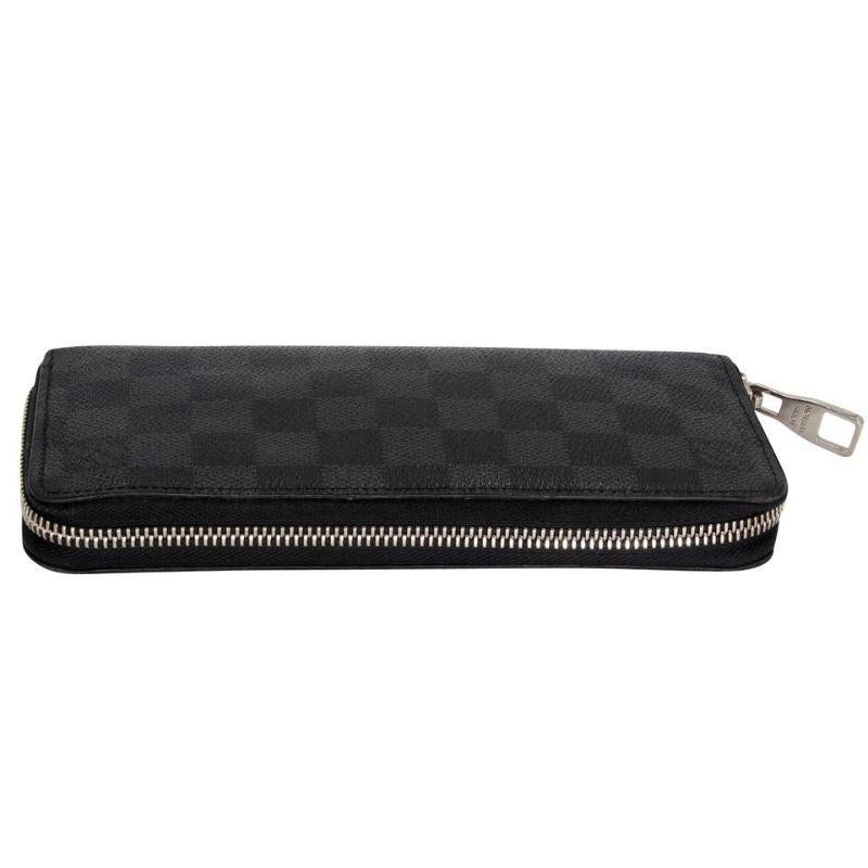 Louis Vuitton Black Damier Graphite Coated Canvas Zip Around Wallet In Good Condition For Sale In Downey, CA
