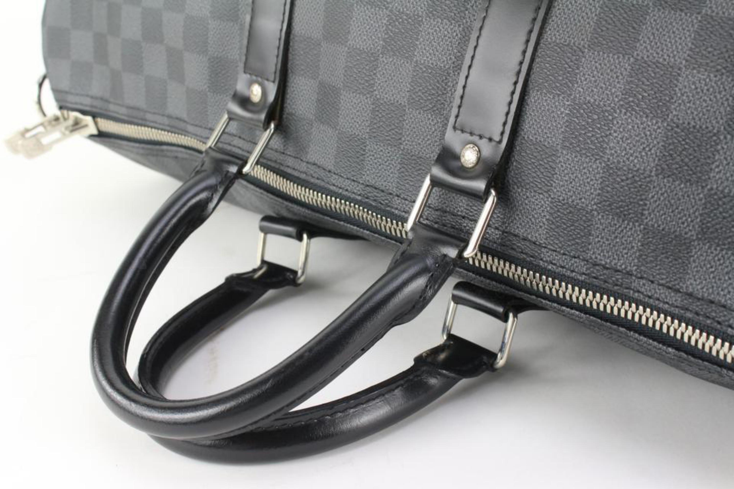 Louis Vuitton Black Damier Graphite Keepall Bandouliere 45 Duffle Bag 4l830a In Good Condition For Sale In Dix hills, NY