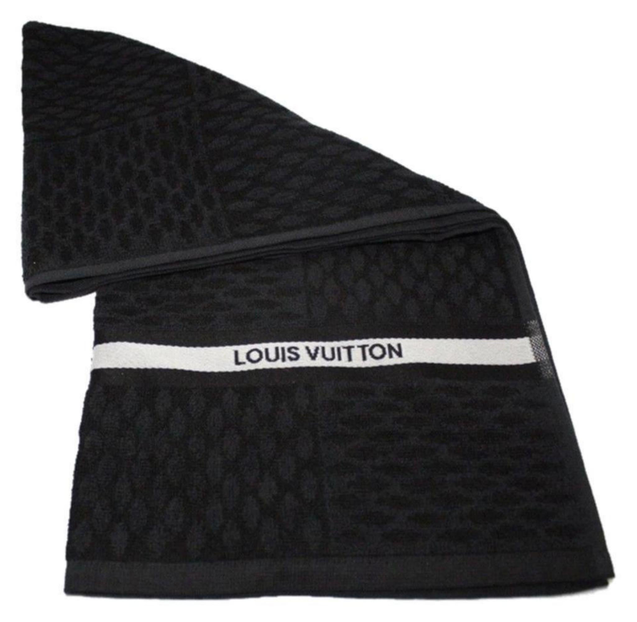 New Louis Vuitton Limited Edition ST Tropez Oversize Towel at 1stDibs   louis vuitton towel, louis vuitton beach towel, louis vuitton keychain