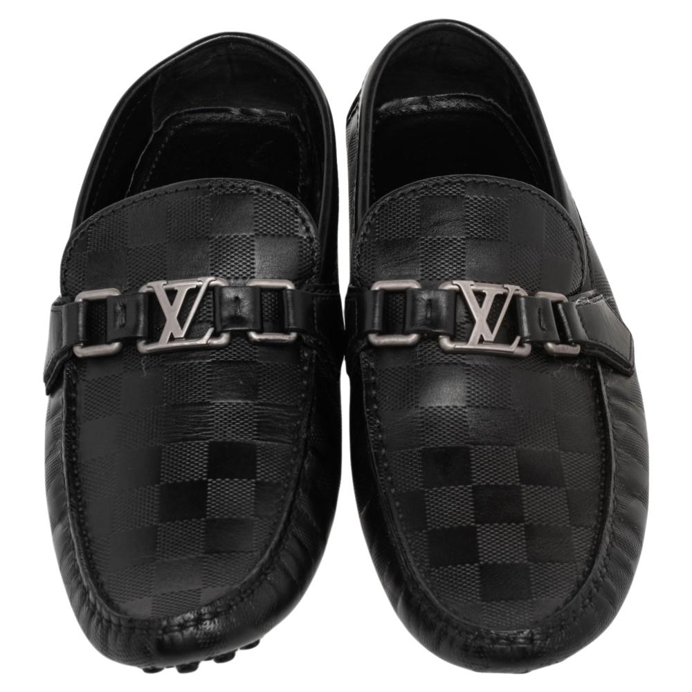 Loafers like these ones from Louis Vuitton are worth every penny because they epitomize both comfort and style. Crafted from Damier Infini leather, they carry neat stitch detailing and the signature LV on the uppers. Complete with leather insoles,