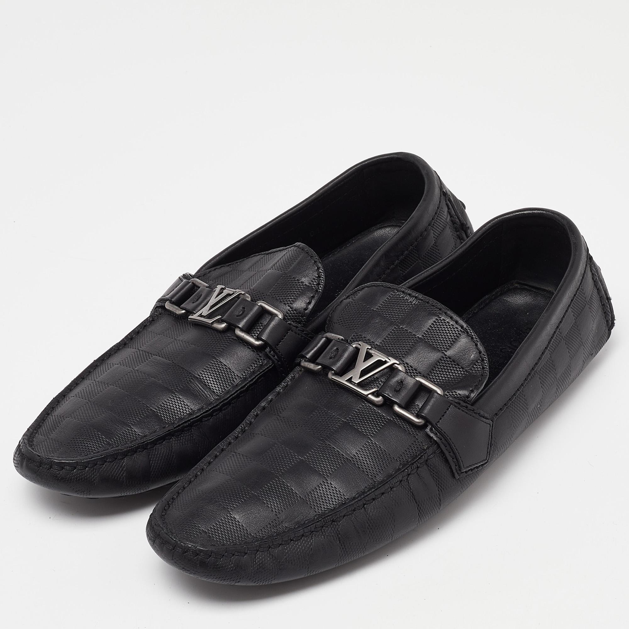 Practical, fashionable, and durableâ€”these designer loafers are carefully built to be fine companions to your everyday style. They come made using the best materials to be a prized buy.