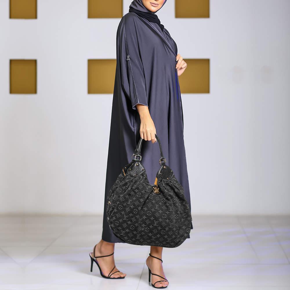 Louis Vuitton Black Denim Monogram Surya XL Bag In Good Condition In Dubai, Al Qouz 2