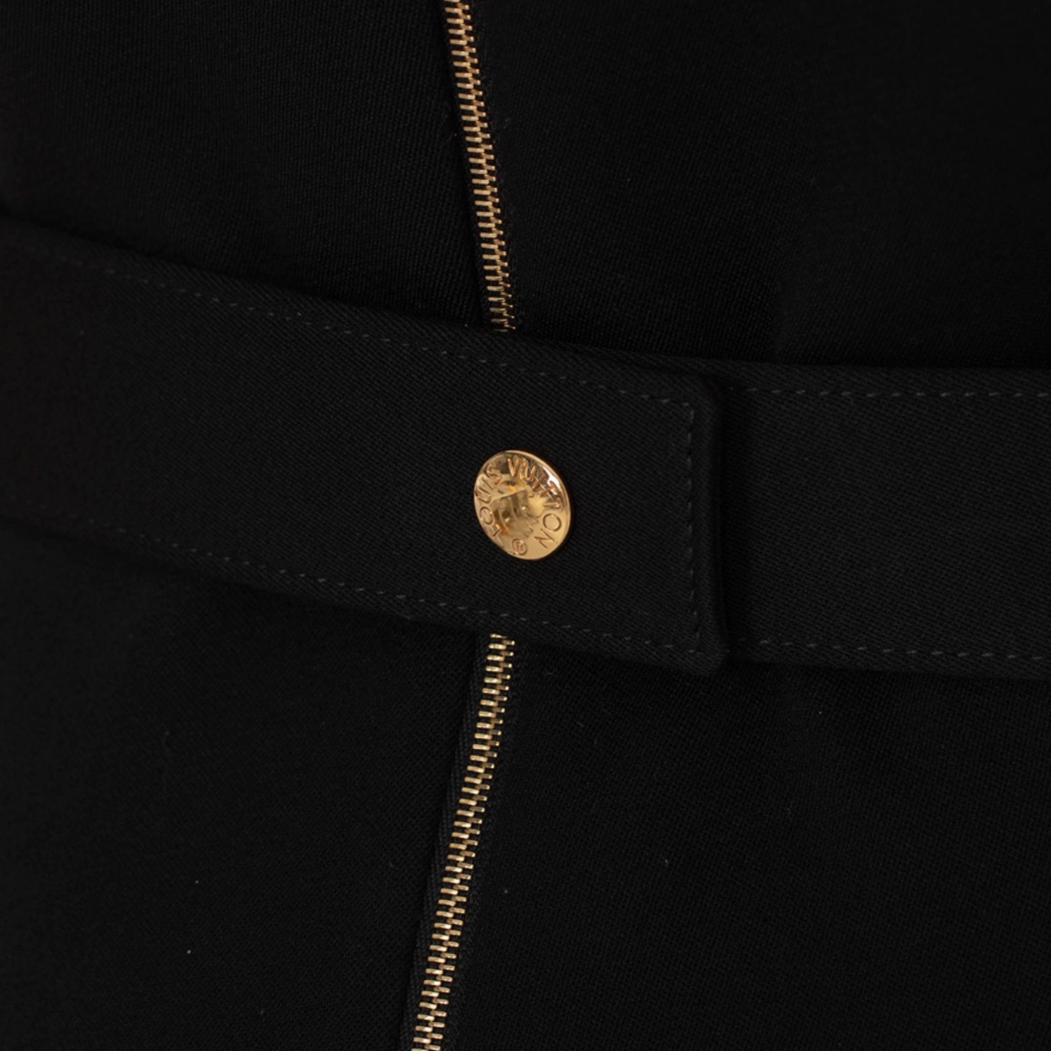 Schwarzes Louis Vuitton-Kleid mit Schößchenrock 36 FR Damen im Angebot