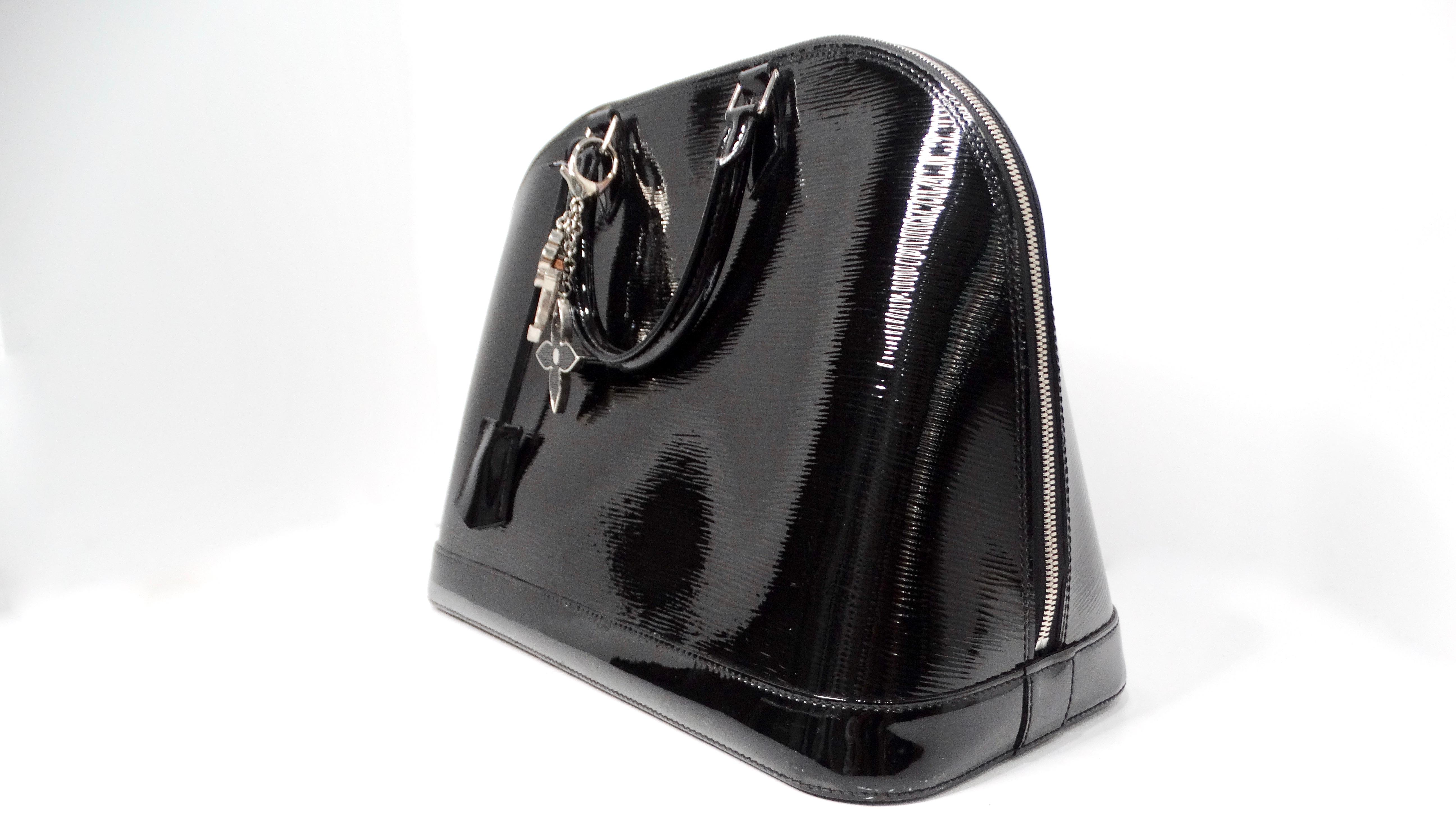 Noir Louis Vuitton - Sac à main Alma en cuir épi électrique noir en vente