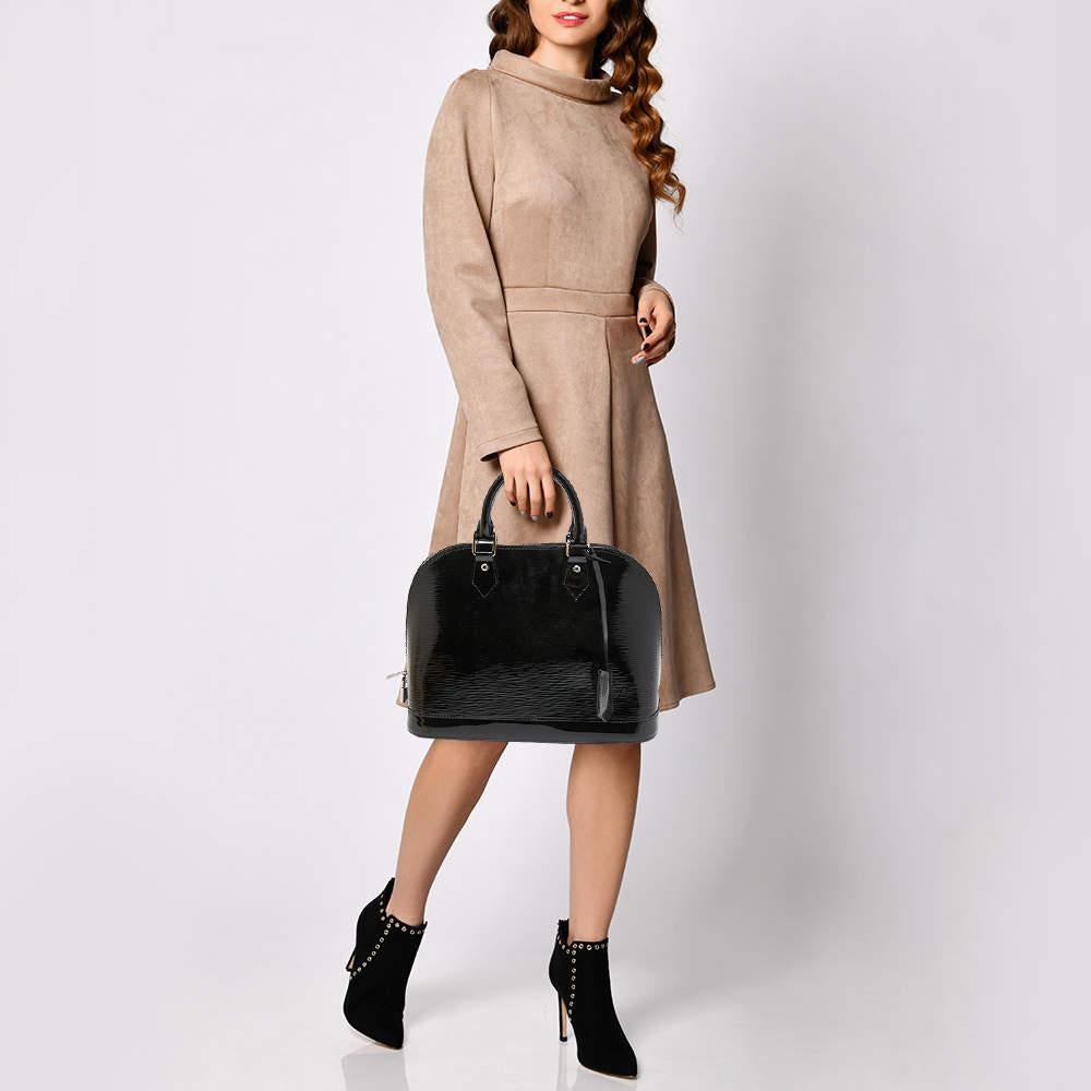 Louis Vuitton Black Electric Epi Leather Alma PM Bag In Good Condition In Dubai, Al Qouz 2
