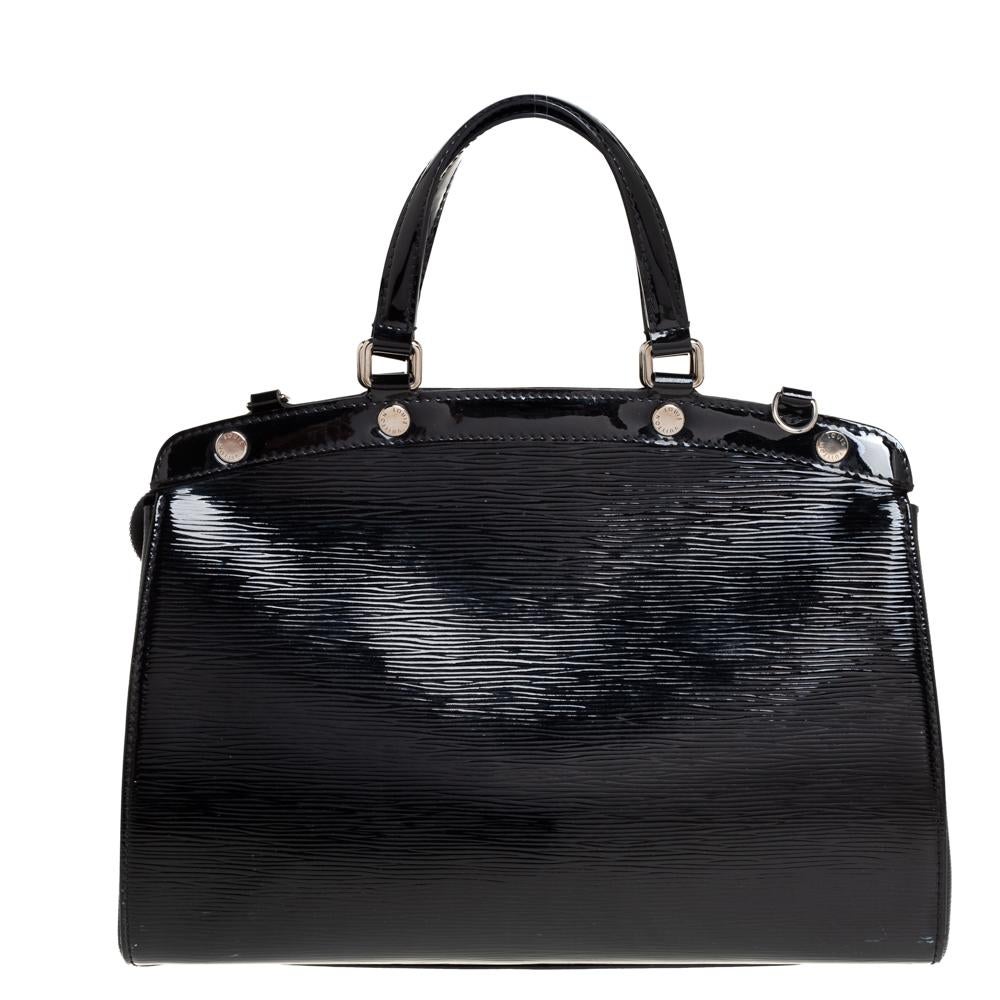 Schwarze Electric Epi Leder-Tasche von Louis Vuitton Brea MM Damen im Angebot