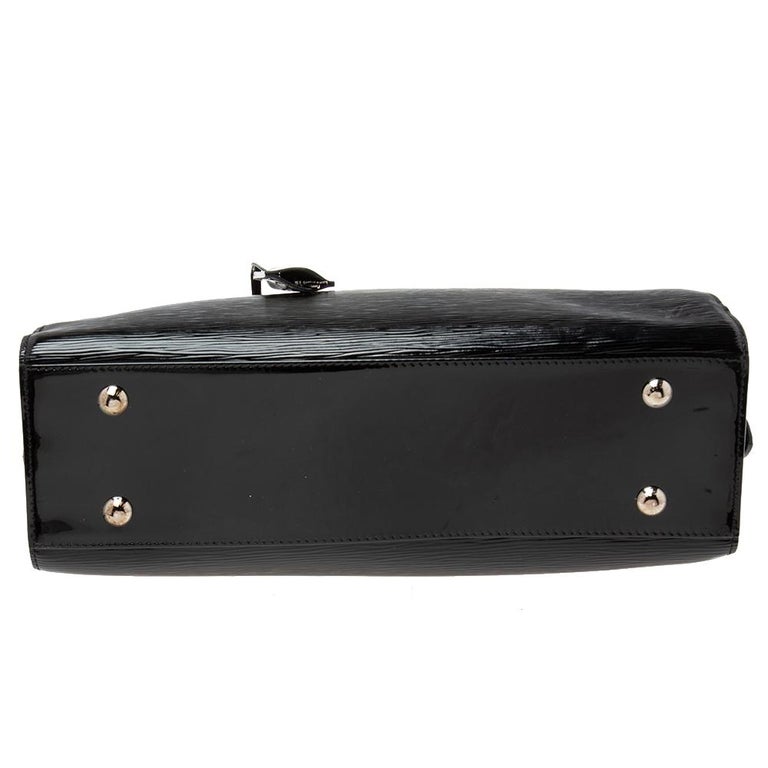 Authentic Louis Vuitton Black Electric EPI Leather Pont-Neuf GM Handbag