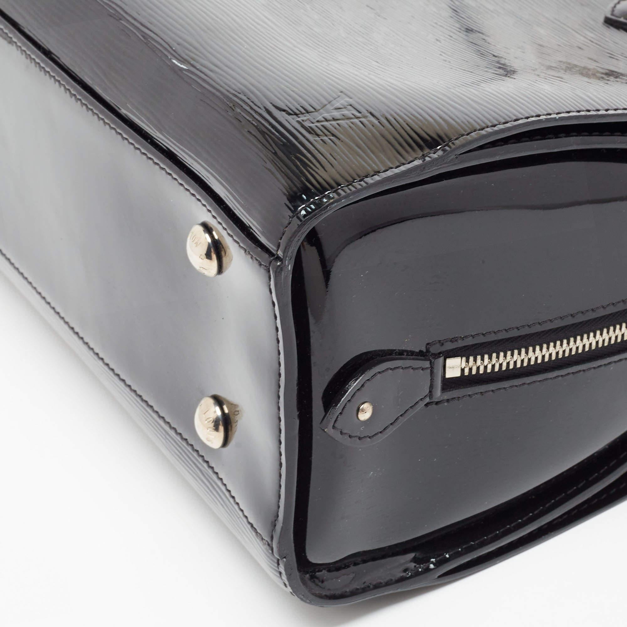 Louis Vuitton Pont Neuf GM-Tasche aus schwarzem Electric Epi-Leder 7