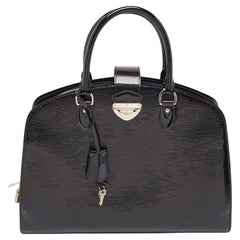 Used Louis Vuitton Black Electric Epi Leather Pont Neuf GM Bag
