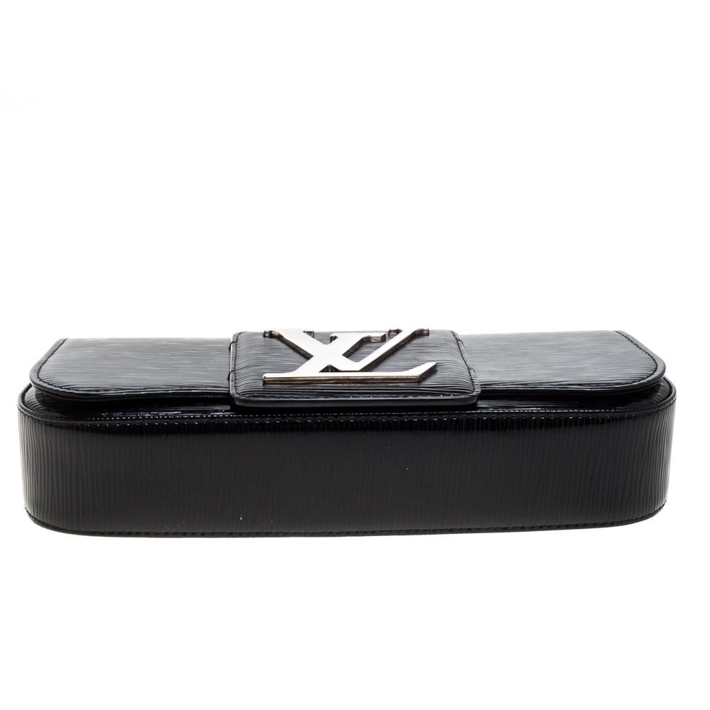 Louis Vuitton Black Electric Epi Leather Sobe Clutch In Fair Condition In Dubai, Al Qouz 2