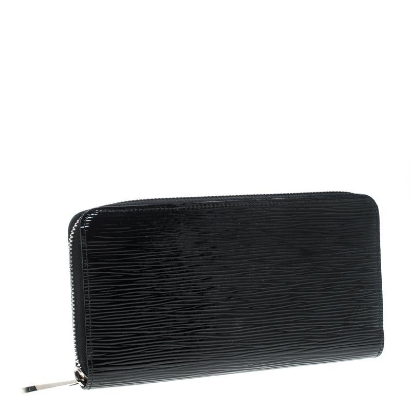 Louis Vuitton Black Electric Epi Leather Zippy Wallet In Good Condition In Dubai, Al Qouz 2