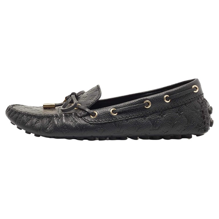 Louis Vuitton Black Embossed Leather Gloria Loafers Size 36 For Sale at  1stDibs
