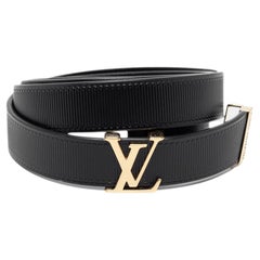 Schwarzer LV Initiales-Gürtel aus geprägtem Leder von Louis Vuitton 75CM