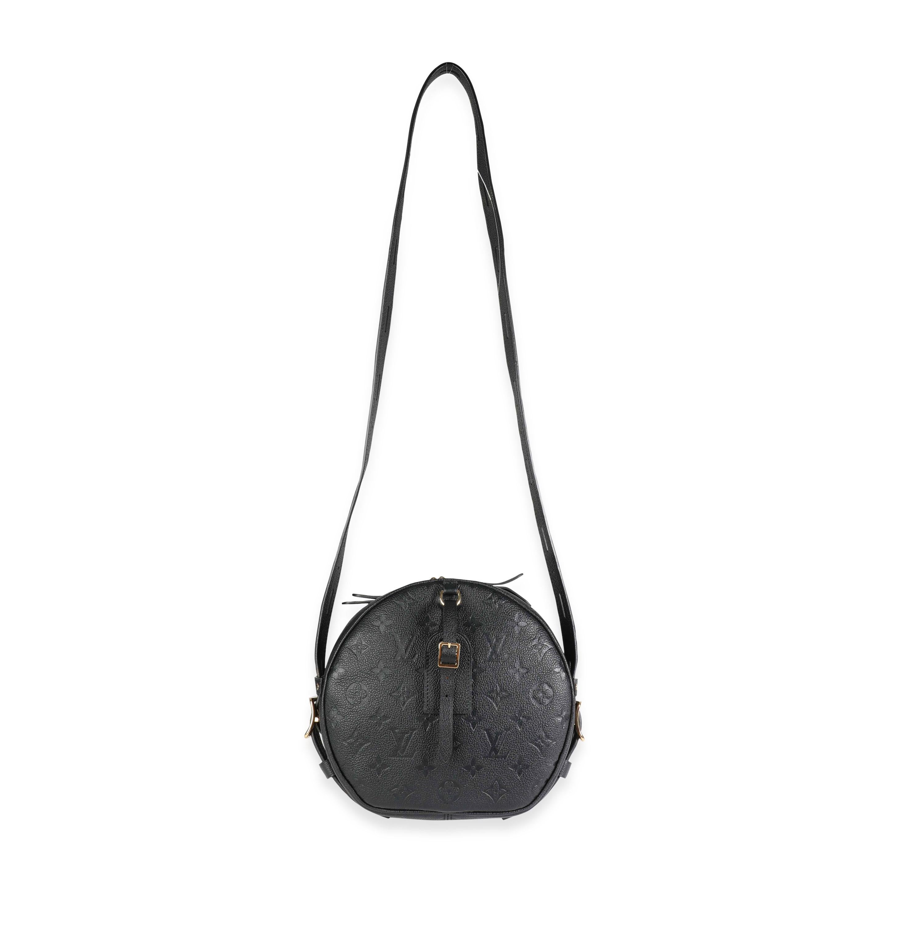 Listing Title: Louis Vuitton Black Empreinte Leather Boite Chapeau Souple MM
SKU: 117444
MSRP: 2970.00
Condition: Pre-owned (3000)
Handbag Condition: Very Good
Condition Comments: Excellent Condition. Scratching to hardware. No other visible signs