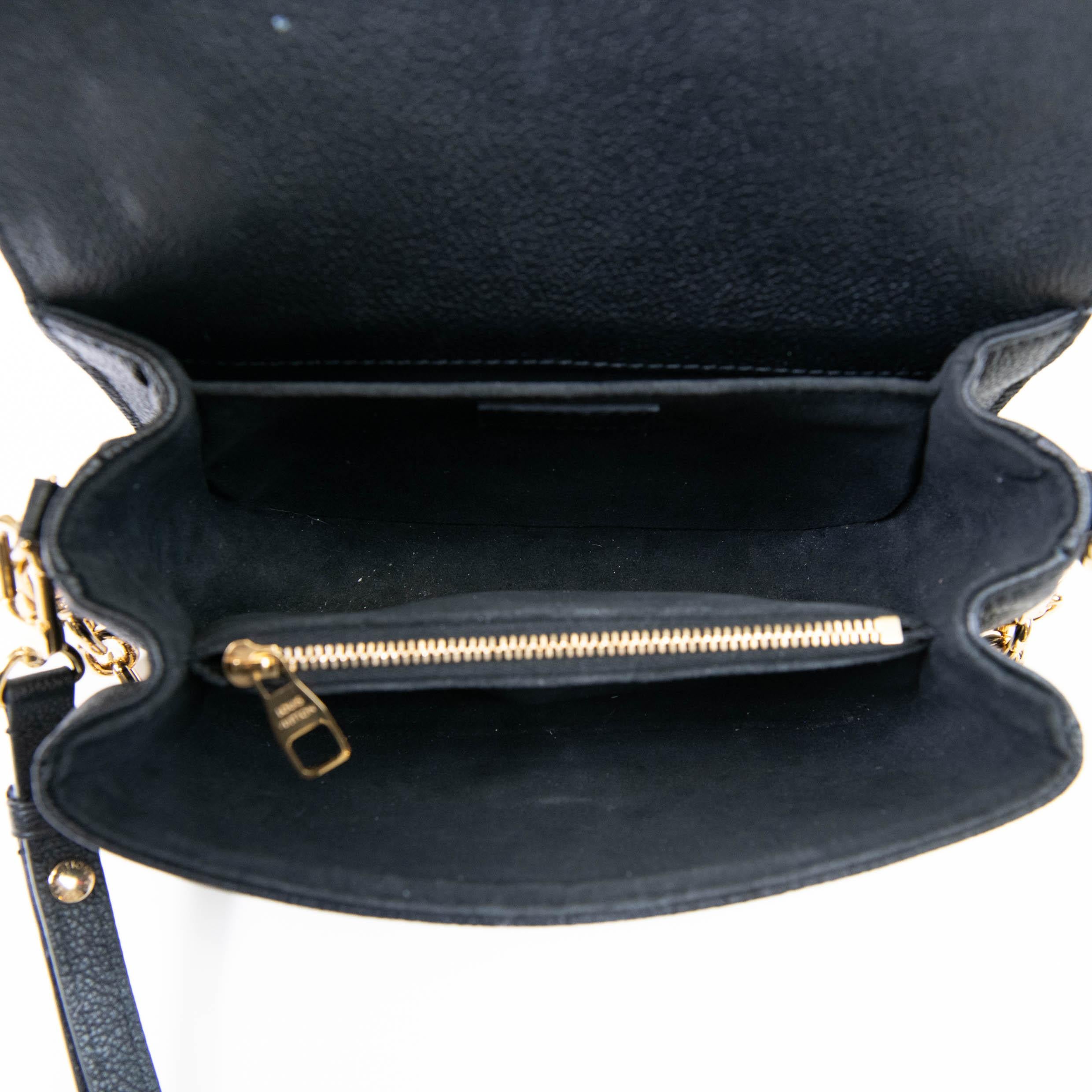Louis Vuitton Black Empreinte Leather Pochette Métis East West In Excellent Condition In Corona Del Mar, CA