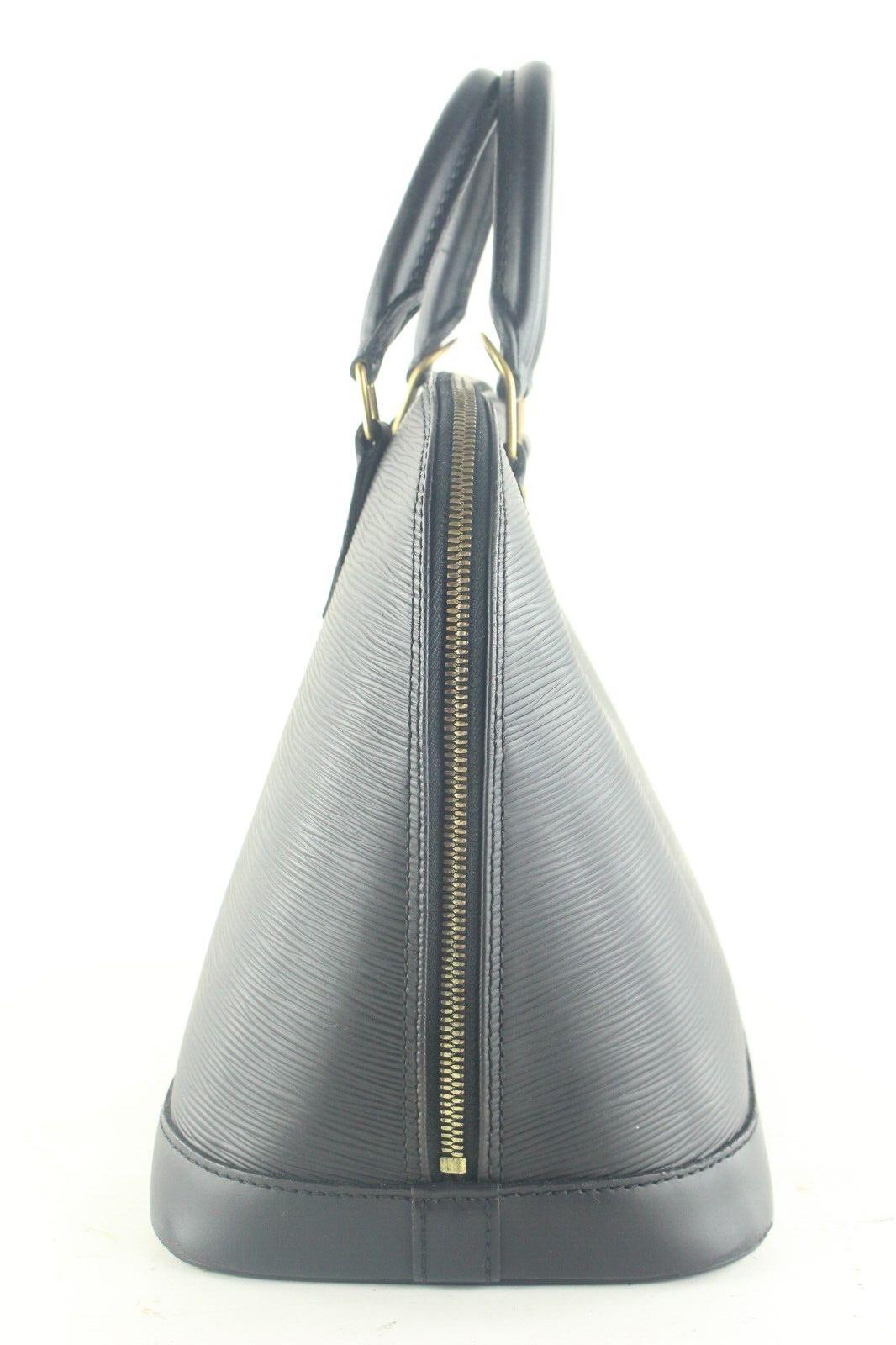 Louis Vuitton Black Epi Alma PM Leather Satchel Handbag 5LV1023K For Sale 6