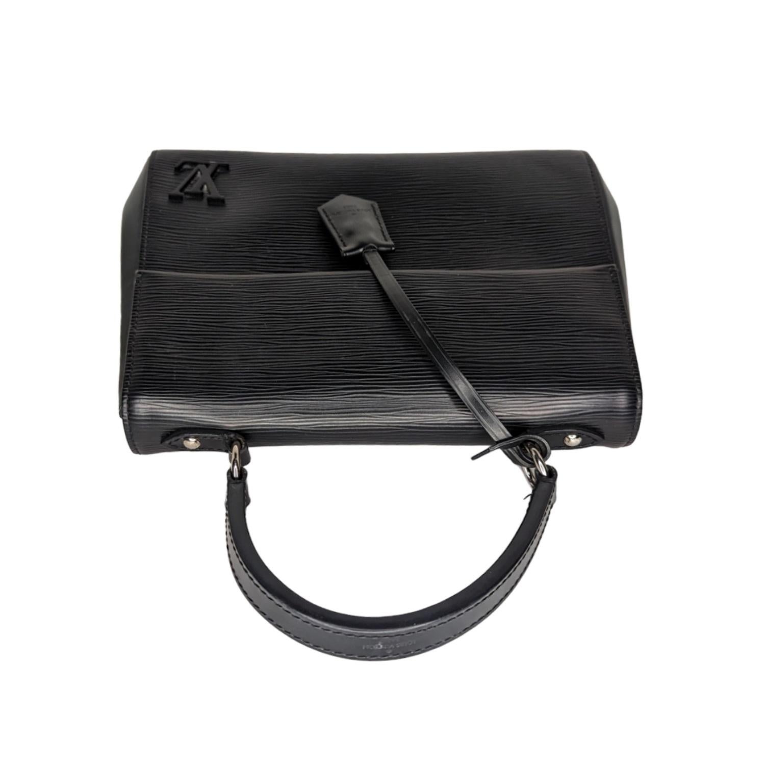 Women's Louis Vuitton Black EPI Cluny BB Top Handle Bag