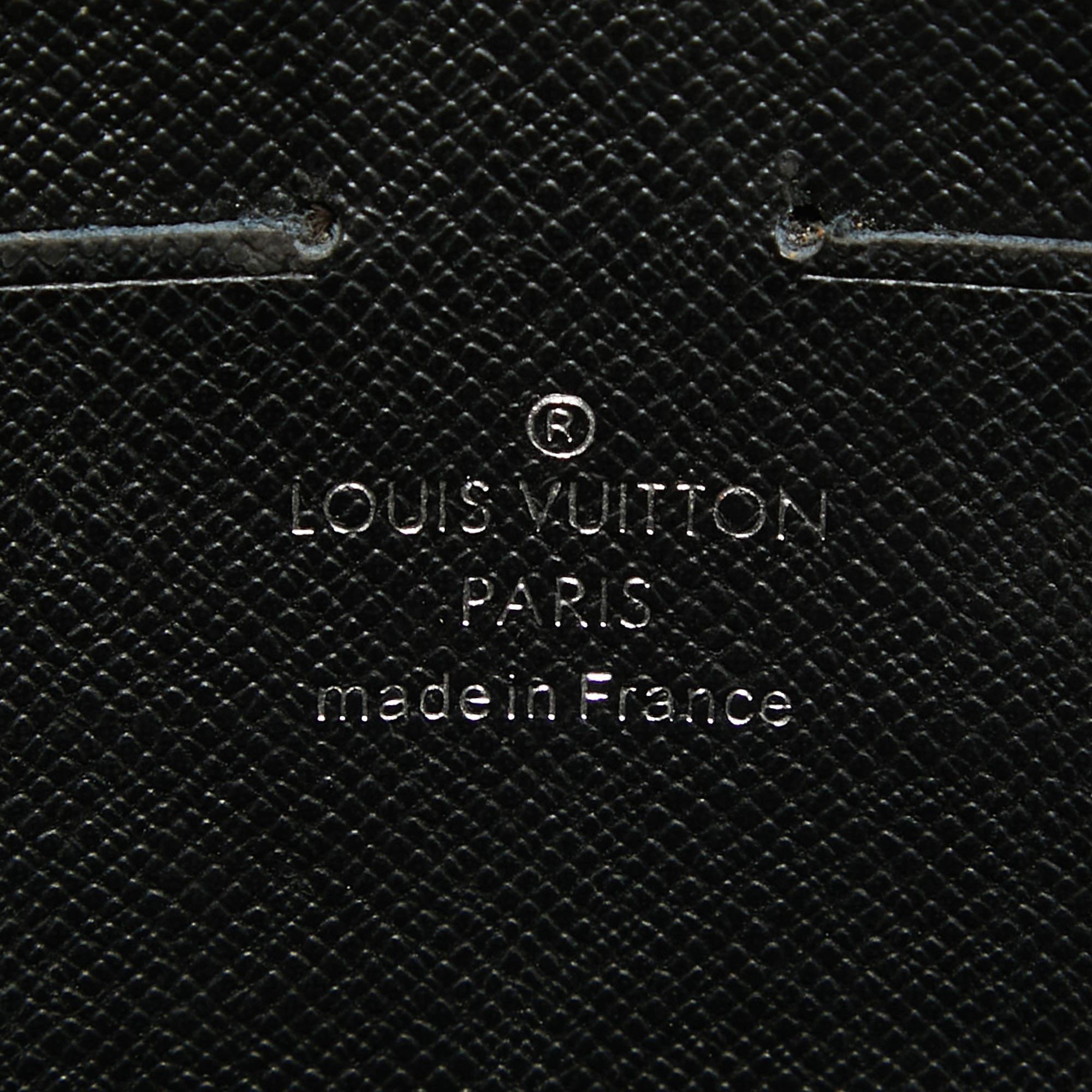 Louis Vuitton Black Epi Damier Graphite Pochette Voyage MM Pouch 4