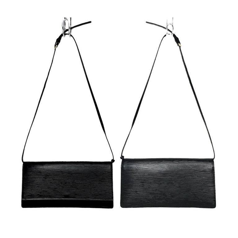 Sold at Auction: Louis Vuitton, Louis Vuitton Style Epi Leather Honfleur  Clutch Bag