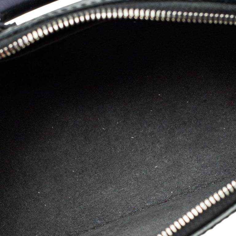 Alma bb leather handbag Louis Vuitton Black in Leather - 31560493