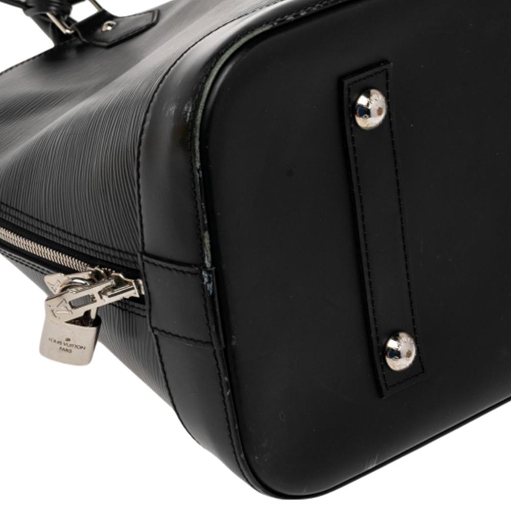 Women's Louis Vuitton Black Epi Leather Alma GM Bag