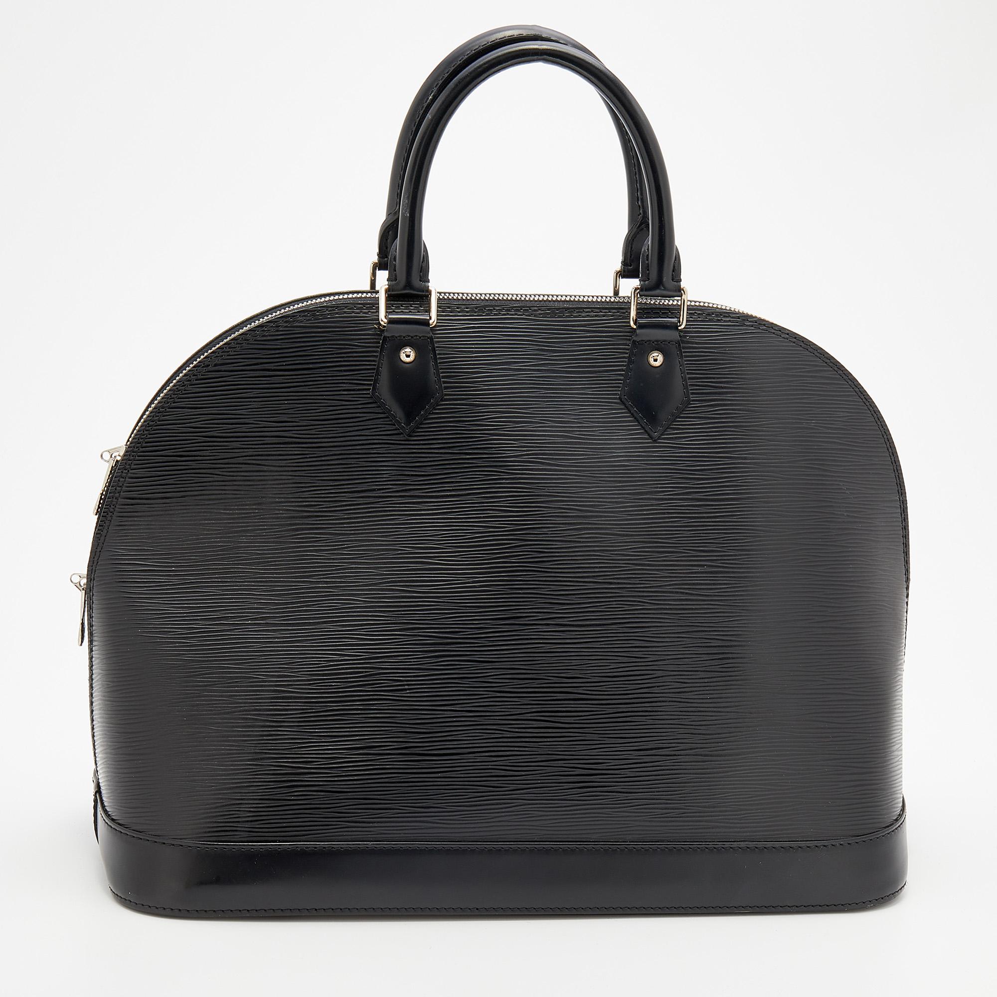 Louis Vuitton Alma Epi Leather Bag For Sale at 1stDibs