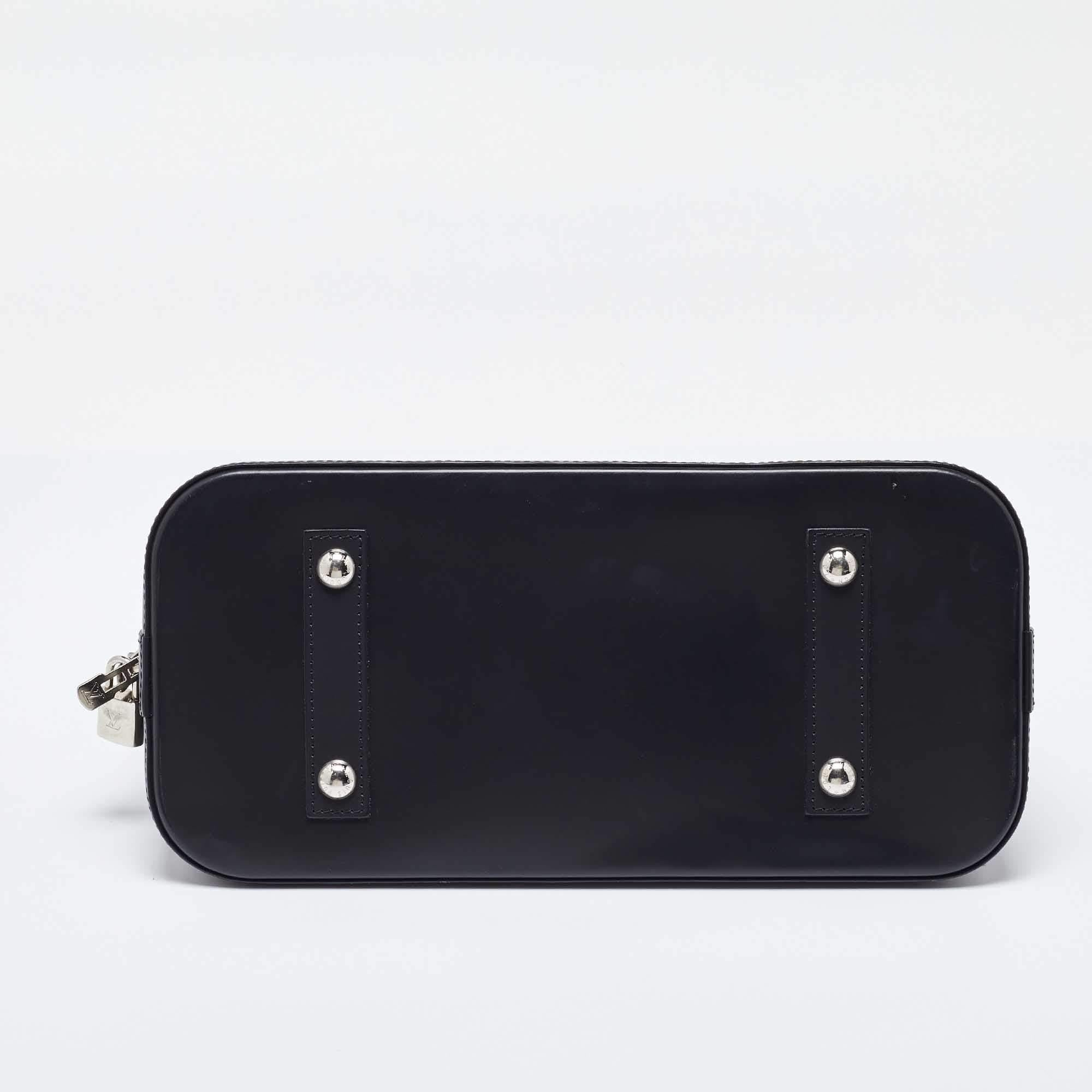 Louis Vuitton Black Epi Leather Alma MM Bag 2