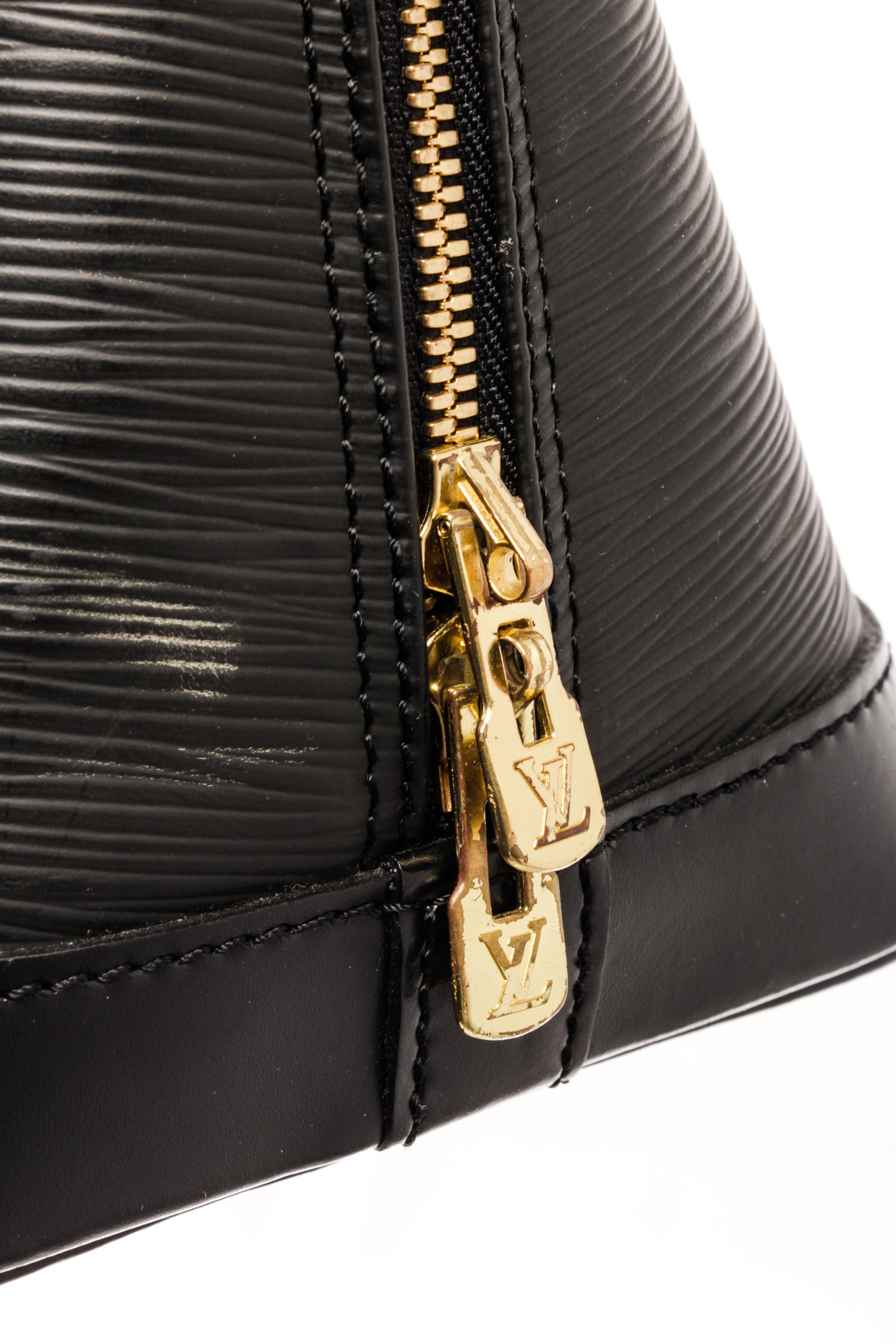 Women's Louis Vuitton Black Epi Leather Alma Satchel Bag For Sale