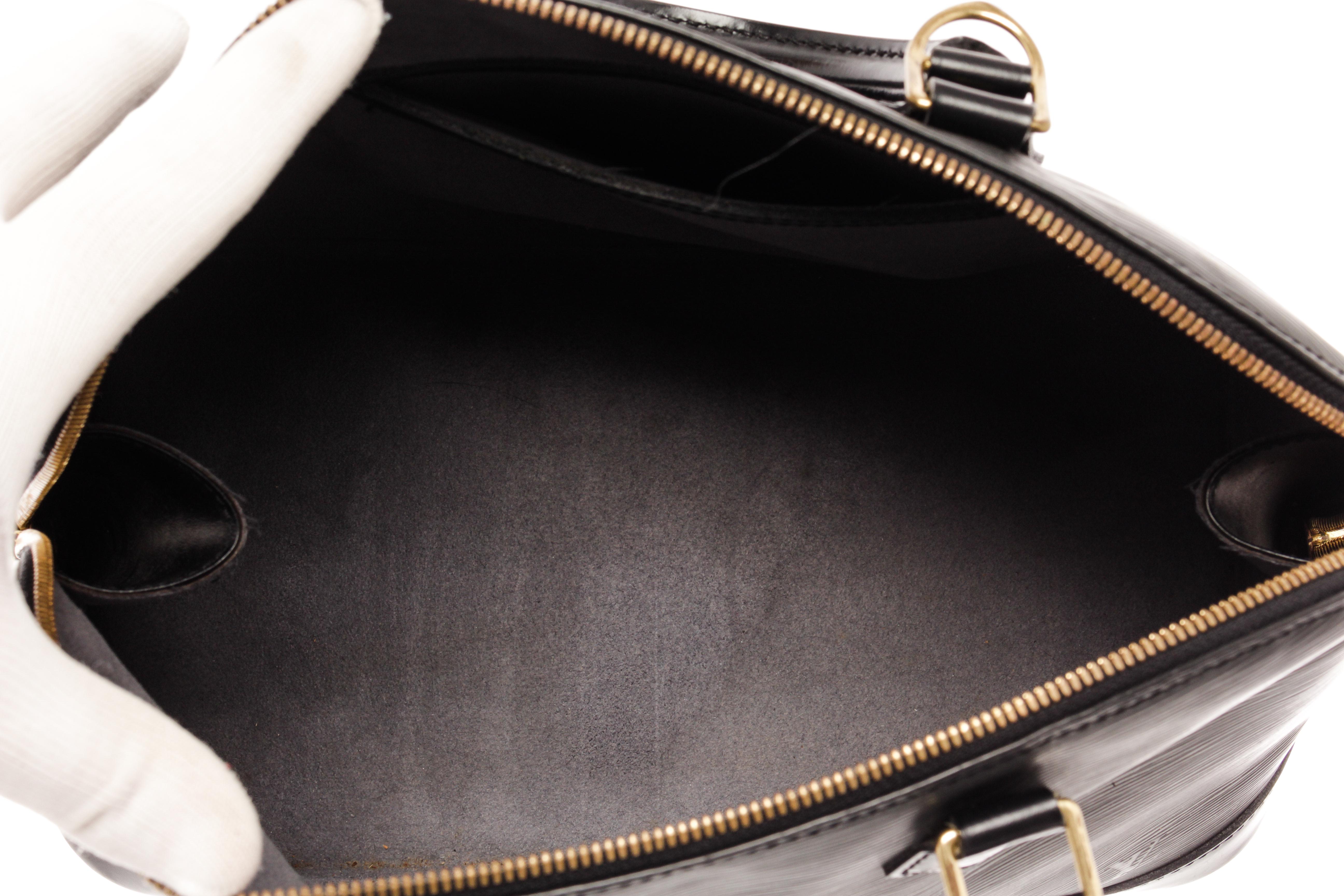 Louis Vuitton Black Epi Leather Alma Satchel Bag For Sale 2