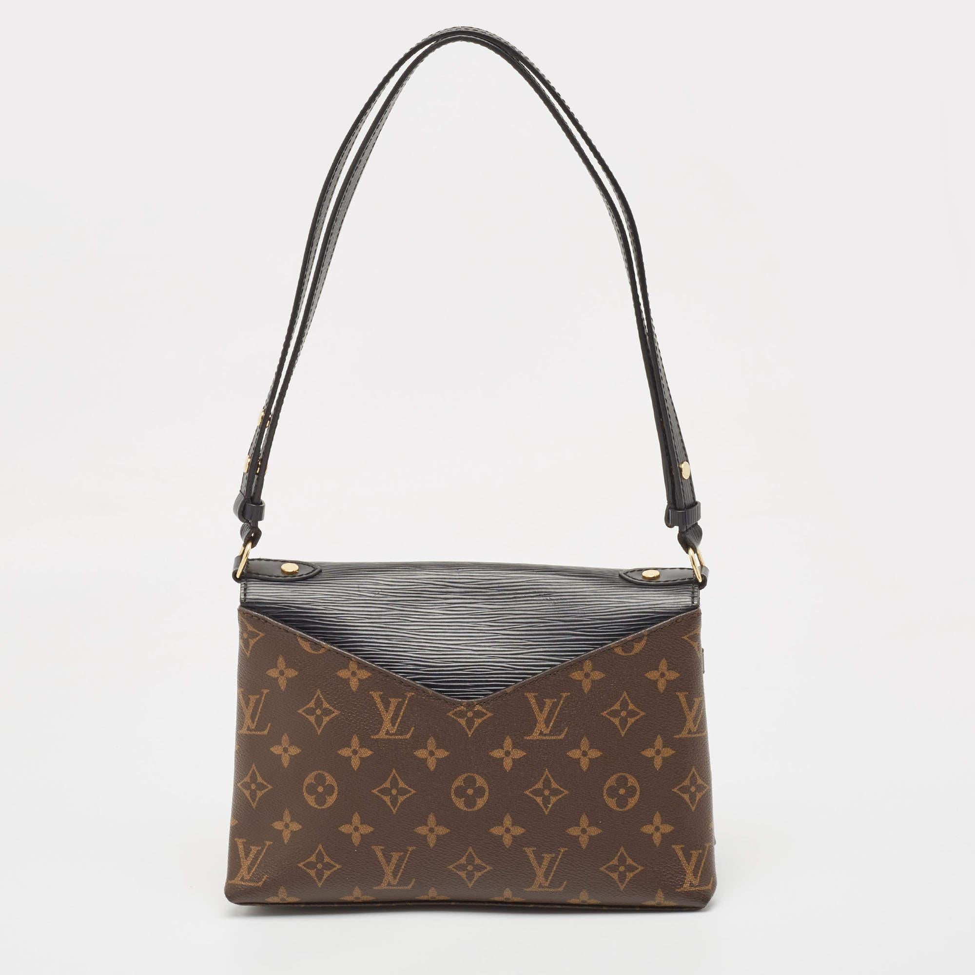 This Louis Vuitton bag is an example of the brand's fine designs that are skillfully crafted to project a classic charm. It is a functional creation with an elevating appeal.

Includes: Original Dustbag, Info Booklet

