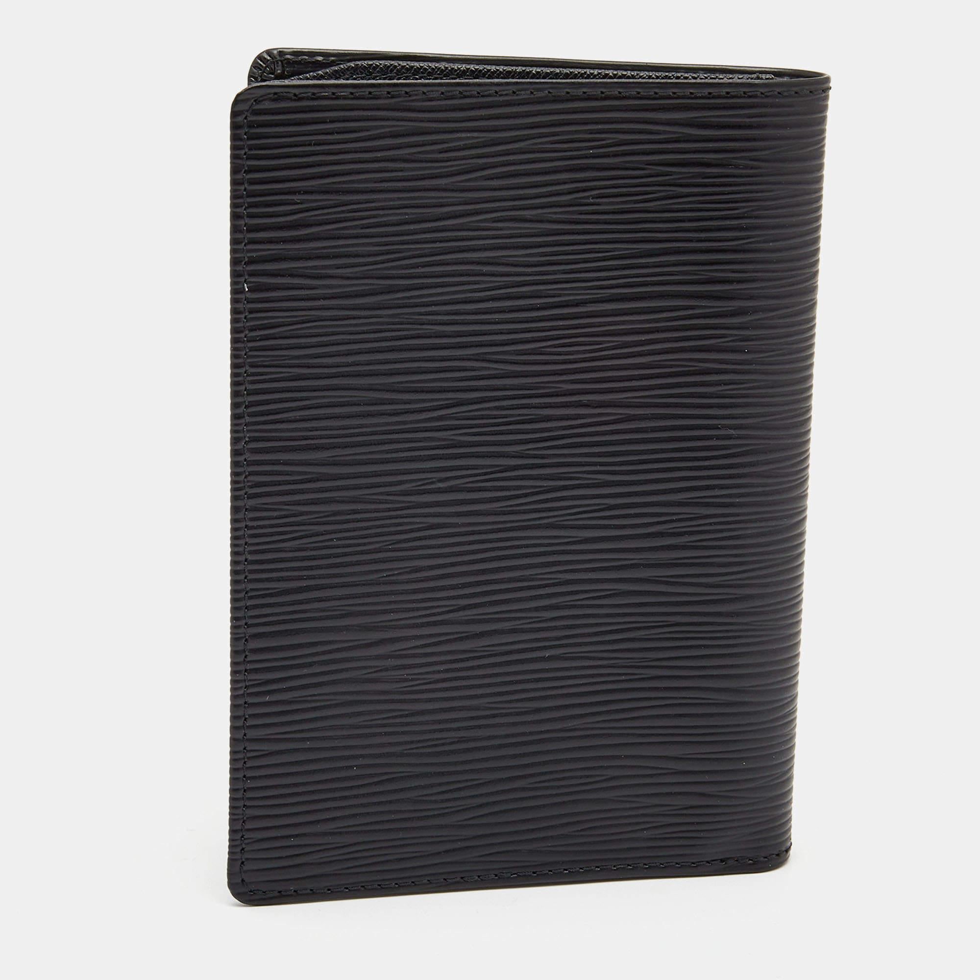 Louis Vuitton Black Epi Leather Bifold Document Holder In Good Condition For Sale In Dubai, Al Qouz 2