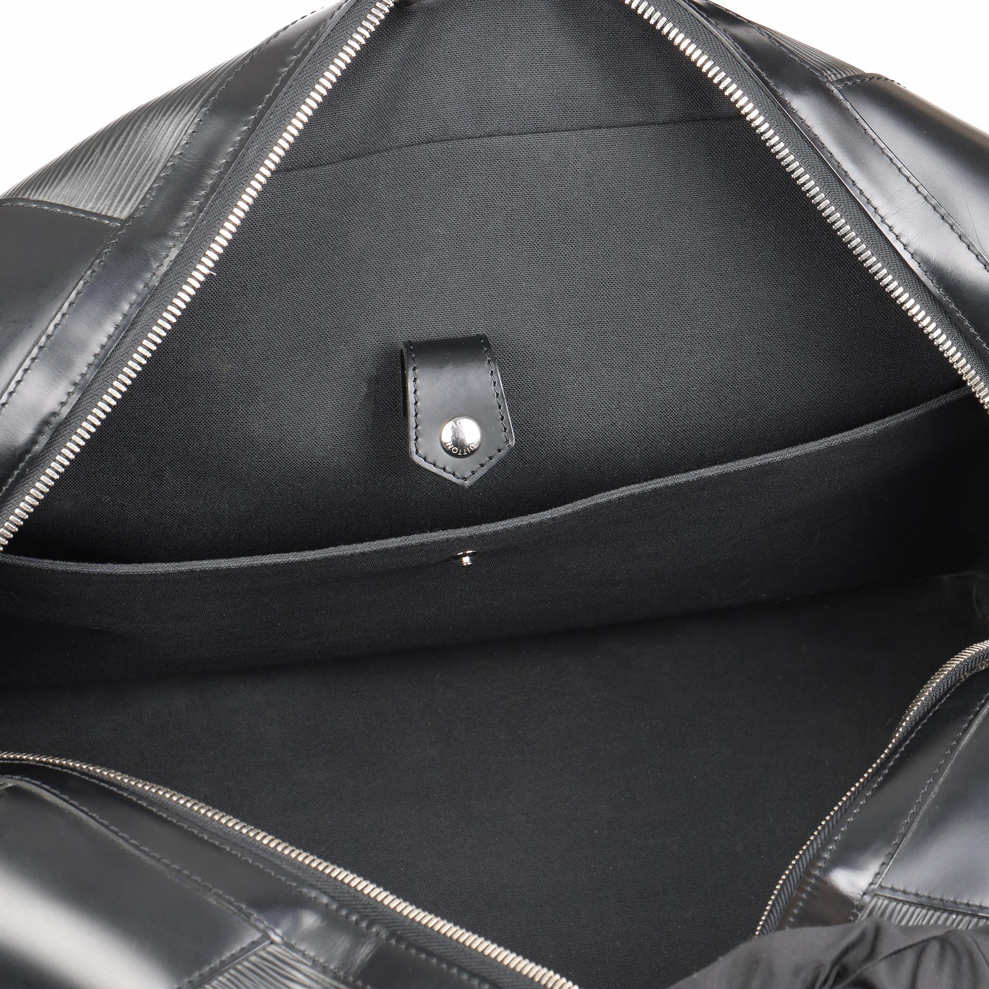 Louis Vuitton Schwarz Epi Leder Bourget 50 5