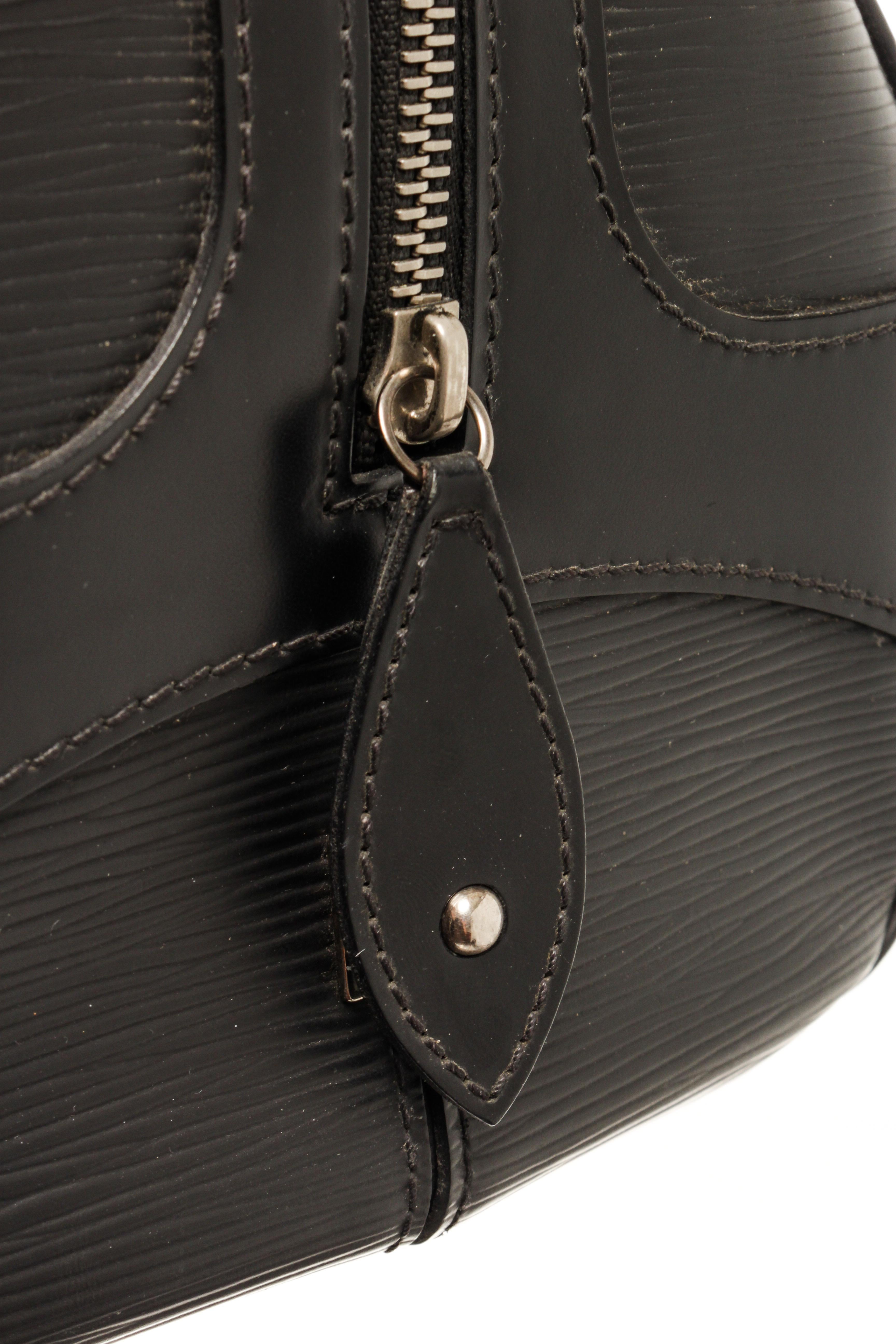 Louis Vuitton Black Epi Leather Bowling Montaigne PM Handbag For Sale 3