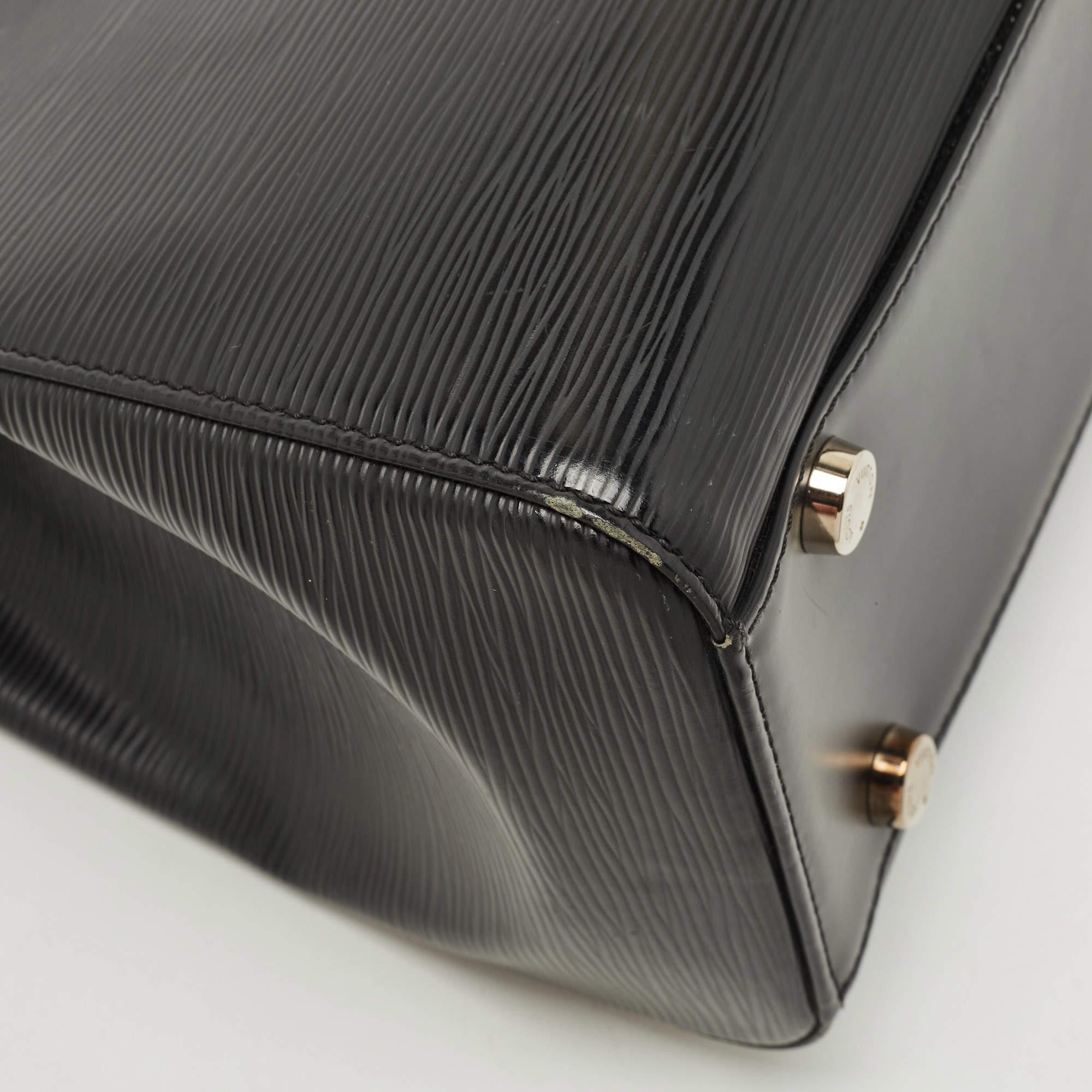 Louis Vuitton - Sac Brea GM en cuir épi noir en vente 9