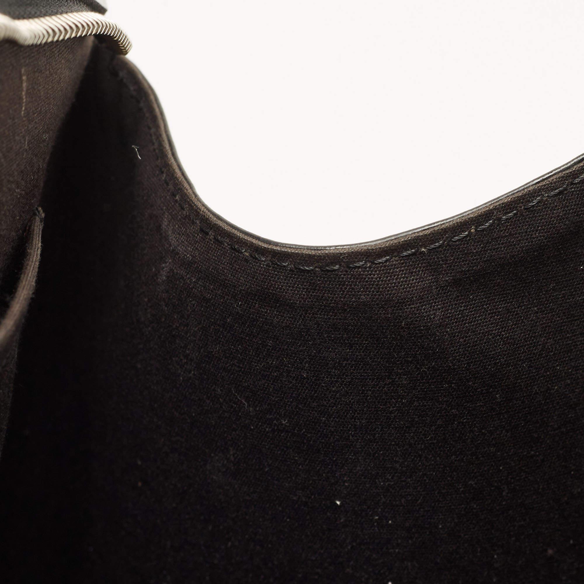 Schwarze Epi Ledertasche von Louis Vuitton Brea GM im Angebot 10