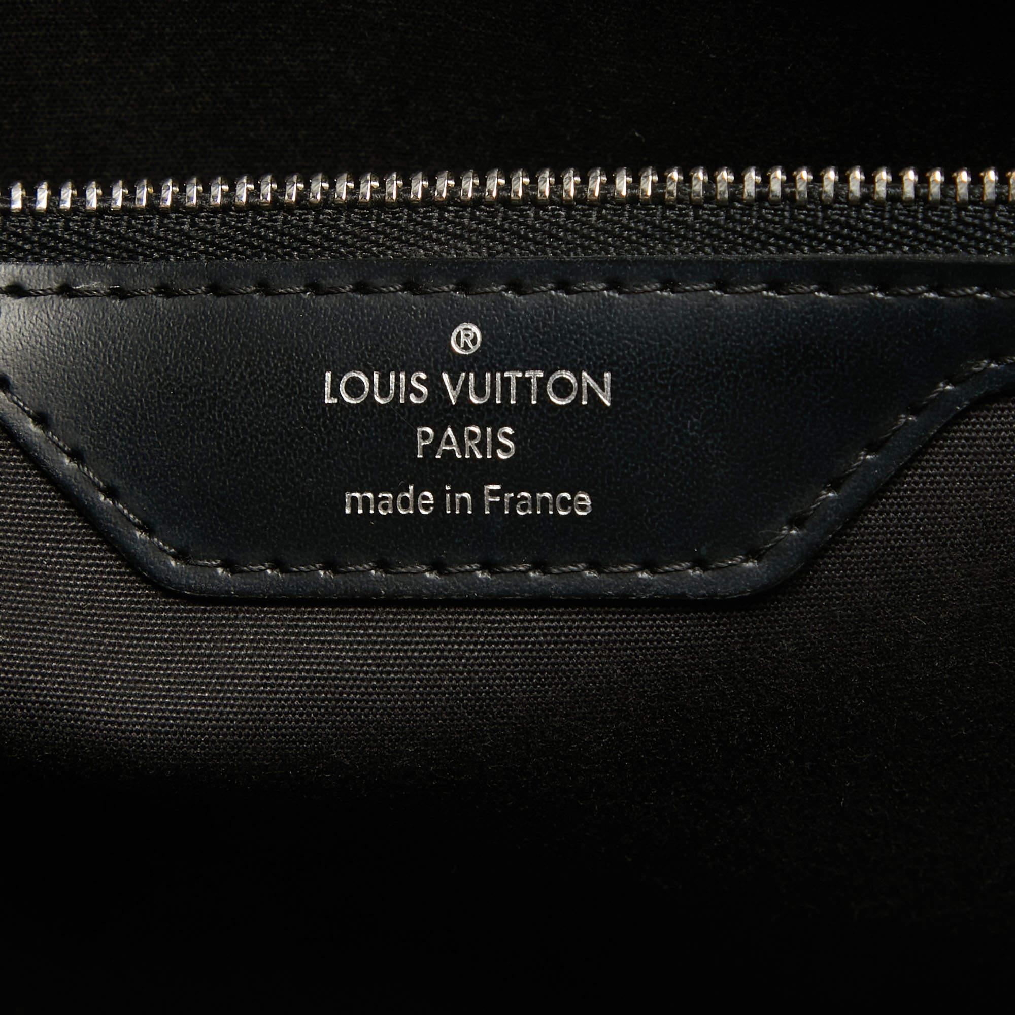 Louis Vuitton Black Epi Leather Brea MM Bag For Sale 8