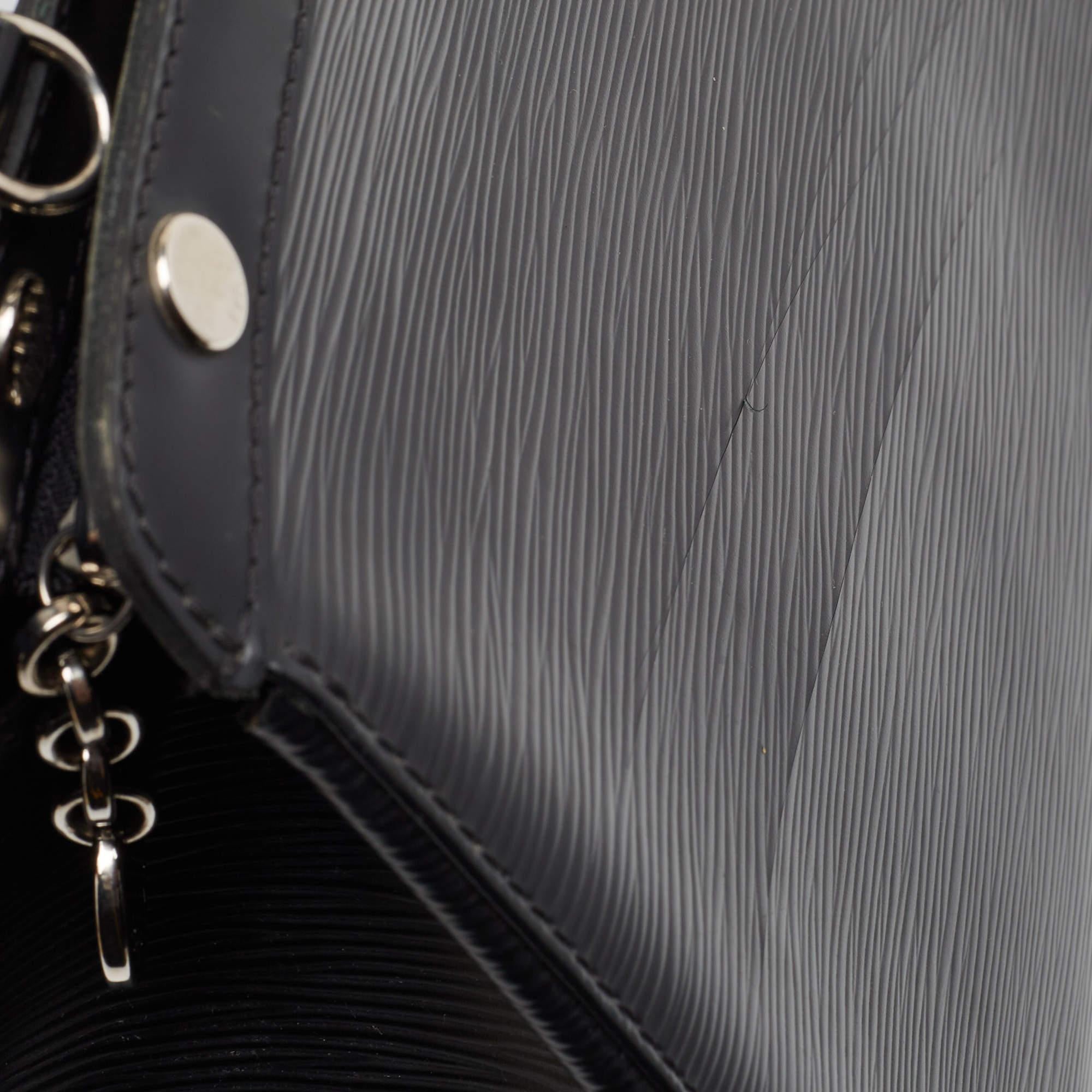 Louis Vuitton Black Epi Leather Brea MM Bag For Sale 4