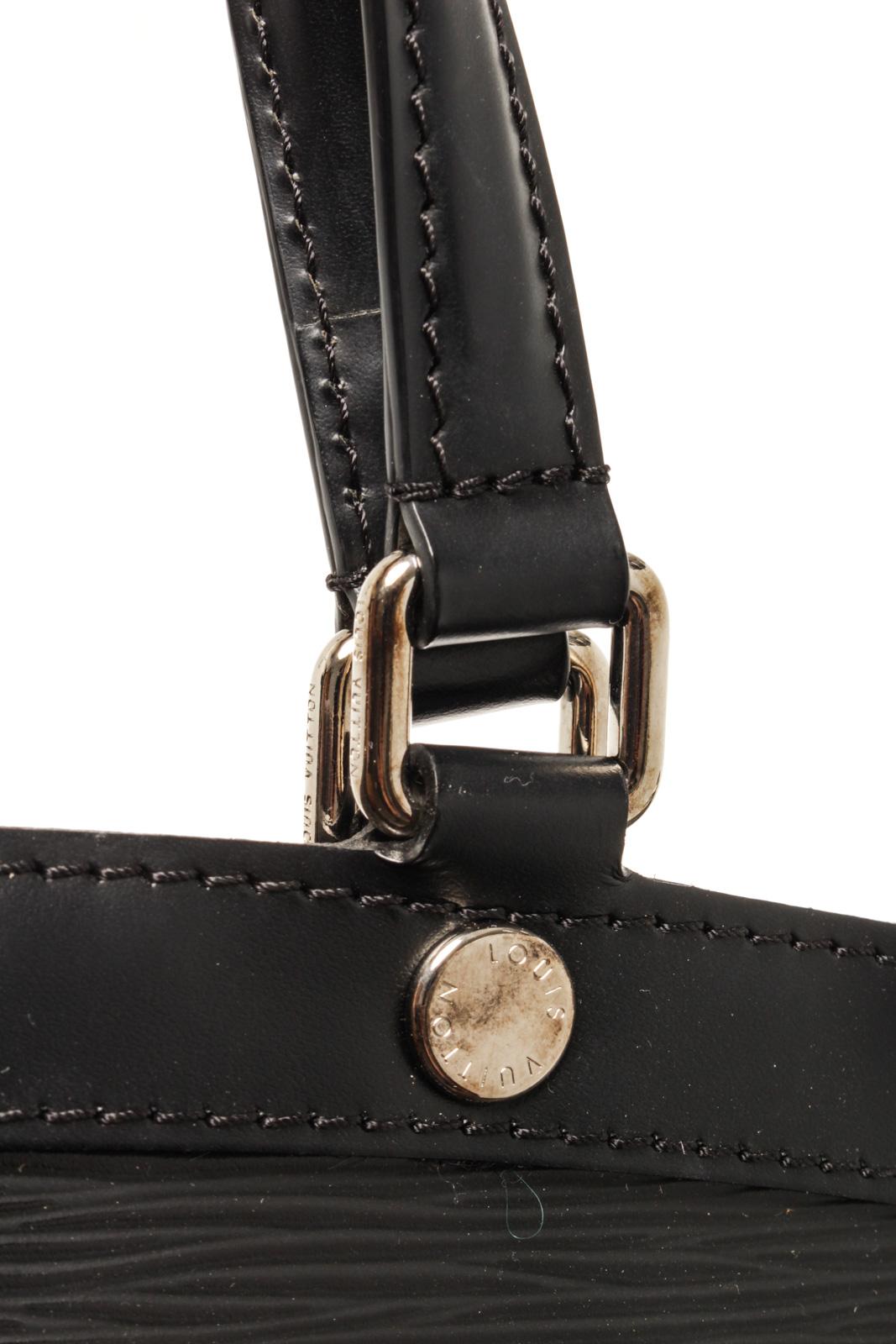 Louis Vuitton Black Epi Leather Brea MM Bag 4
